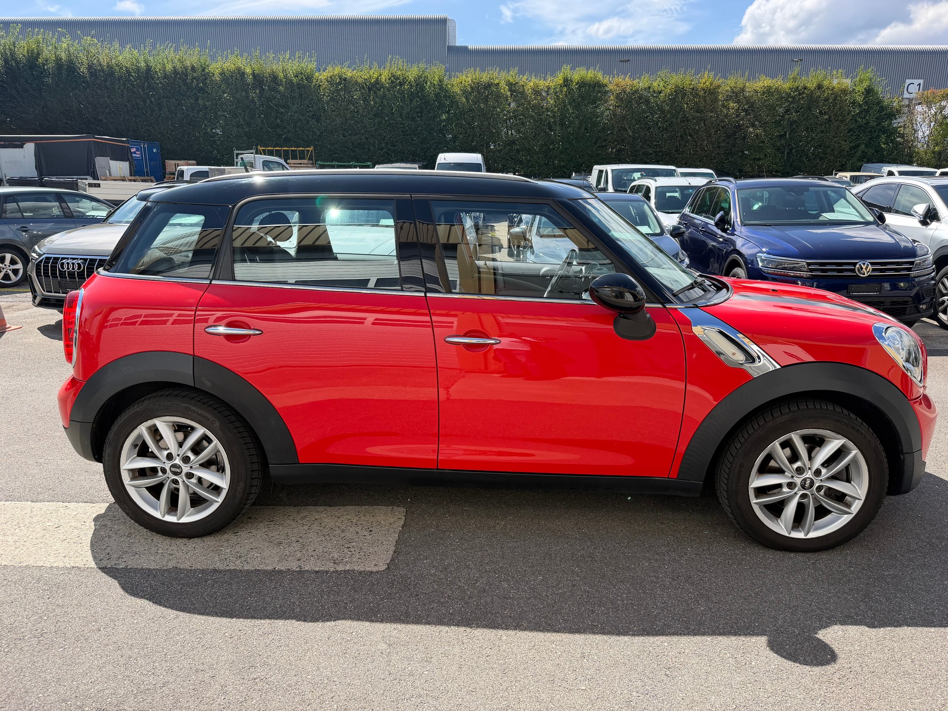 MINI Countryman Cooper FWD-image-6