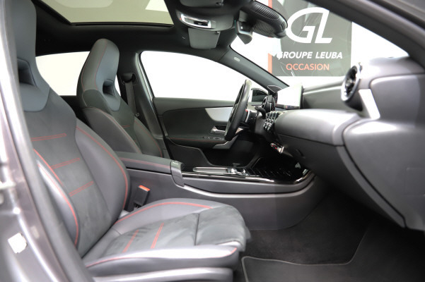 MERCEDES-BENZ A 220 4Matic 8G-DCT-image-8