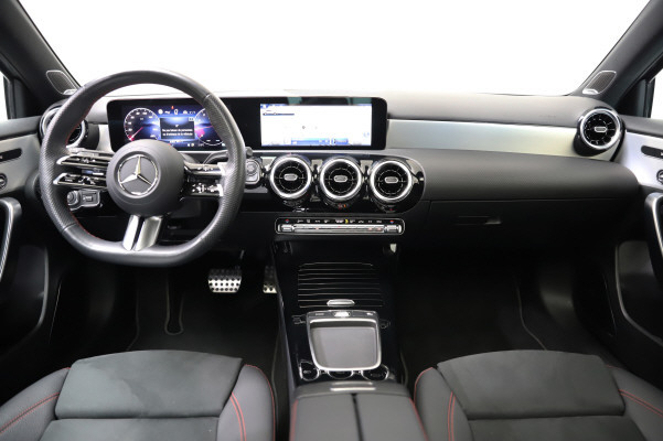MERCEDES-BENZ A 220 4Matic 8G-DCT-image-9