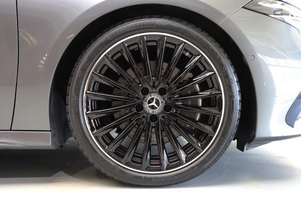 MERCEDES-BENZ A 220 4Matic 8G-DCT-image-12