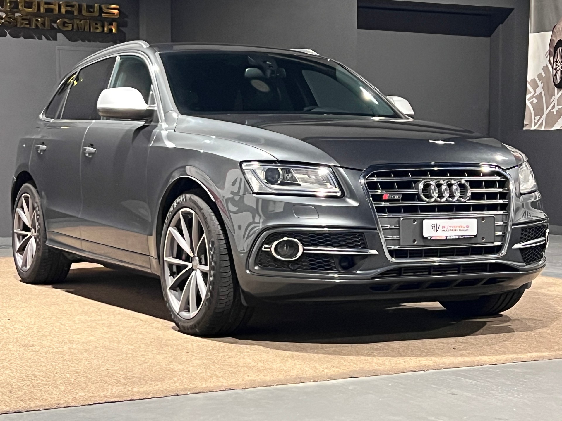 AUDI SQ5 3.0 TDI quattro tiptronic-image-0