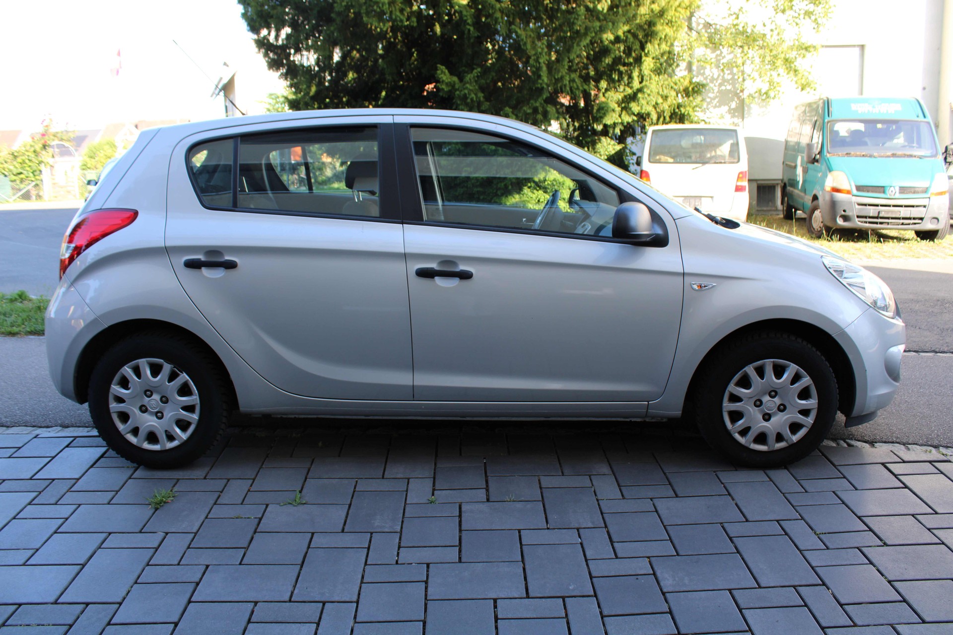 HYUNDAI i20 1.2 Comfort-image-2