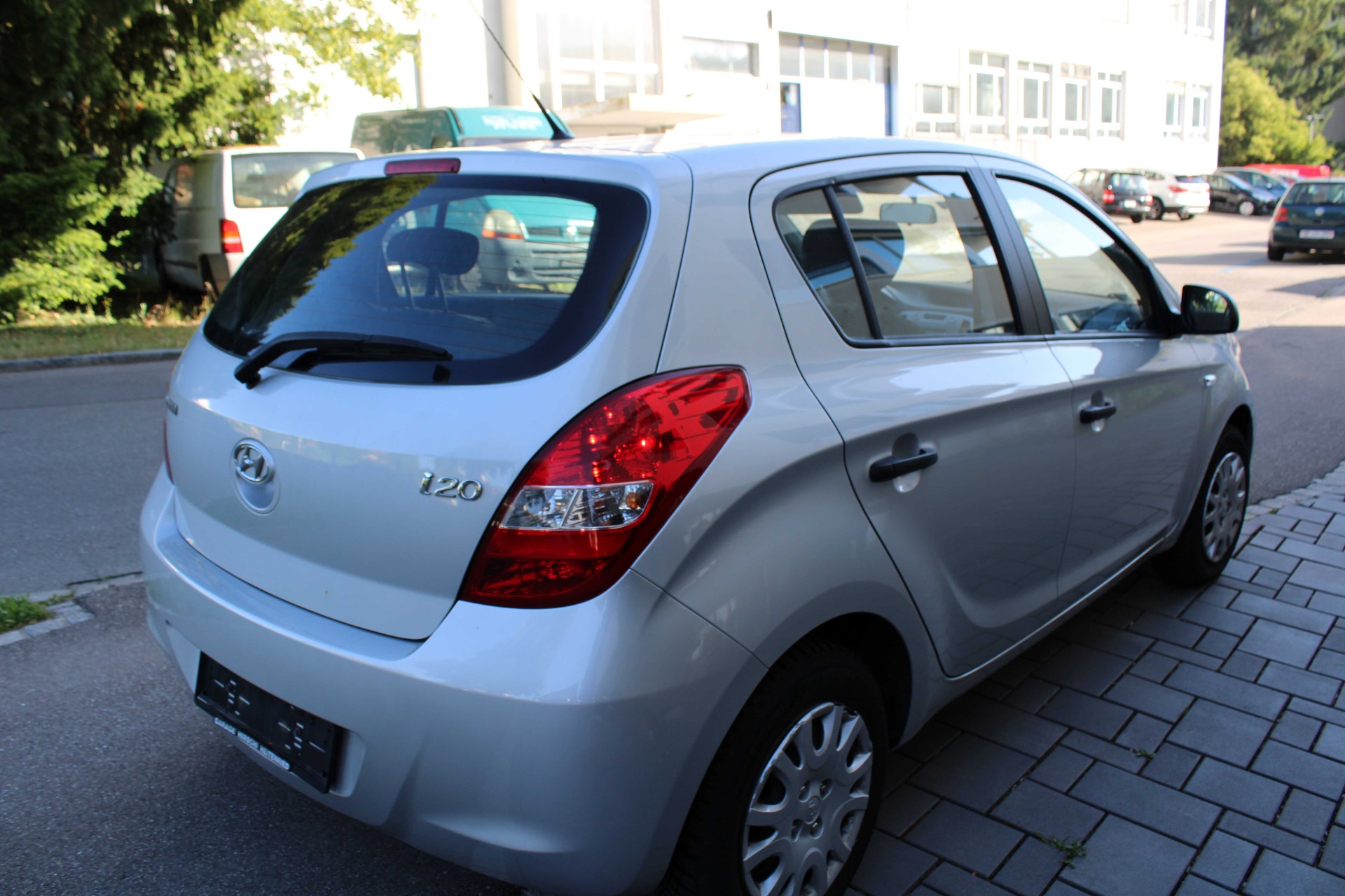 HYUNDAI i20 1.2 Comfort-image-3