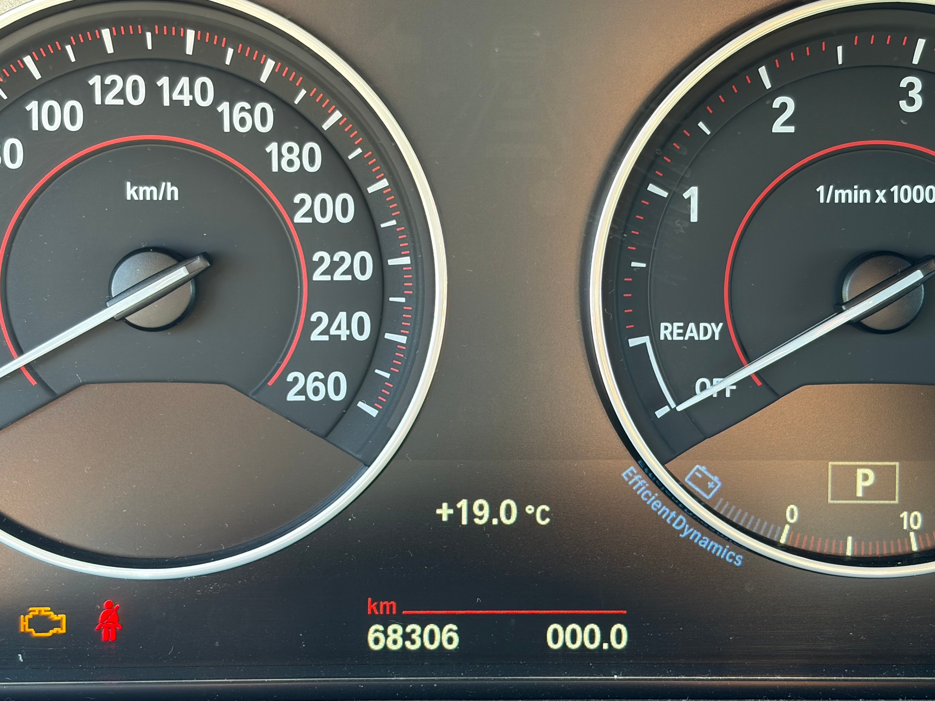 BMW 330d xDrive-image-2
