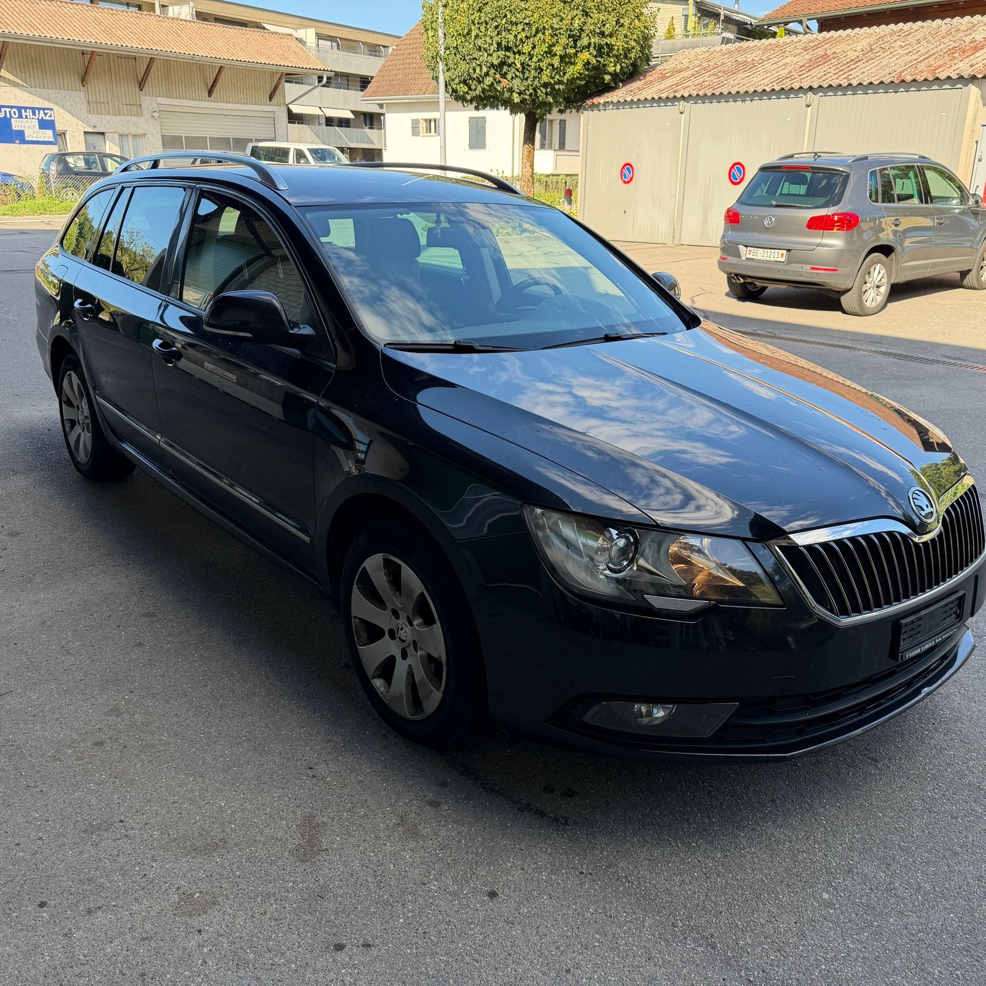 SKODA Superb Combi 2.0 TDi Active 4x4 DSG-image-0