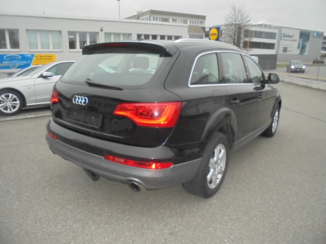 AUDI Q7 4.2 TDI quattro tiptronic-image-1