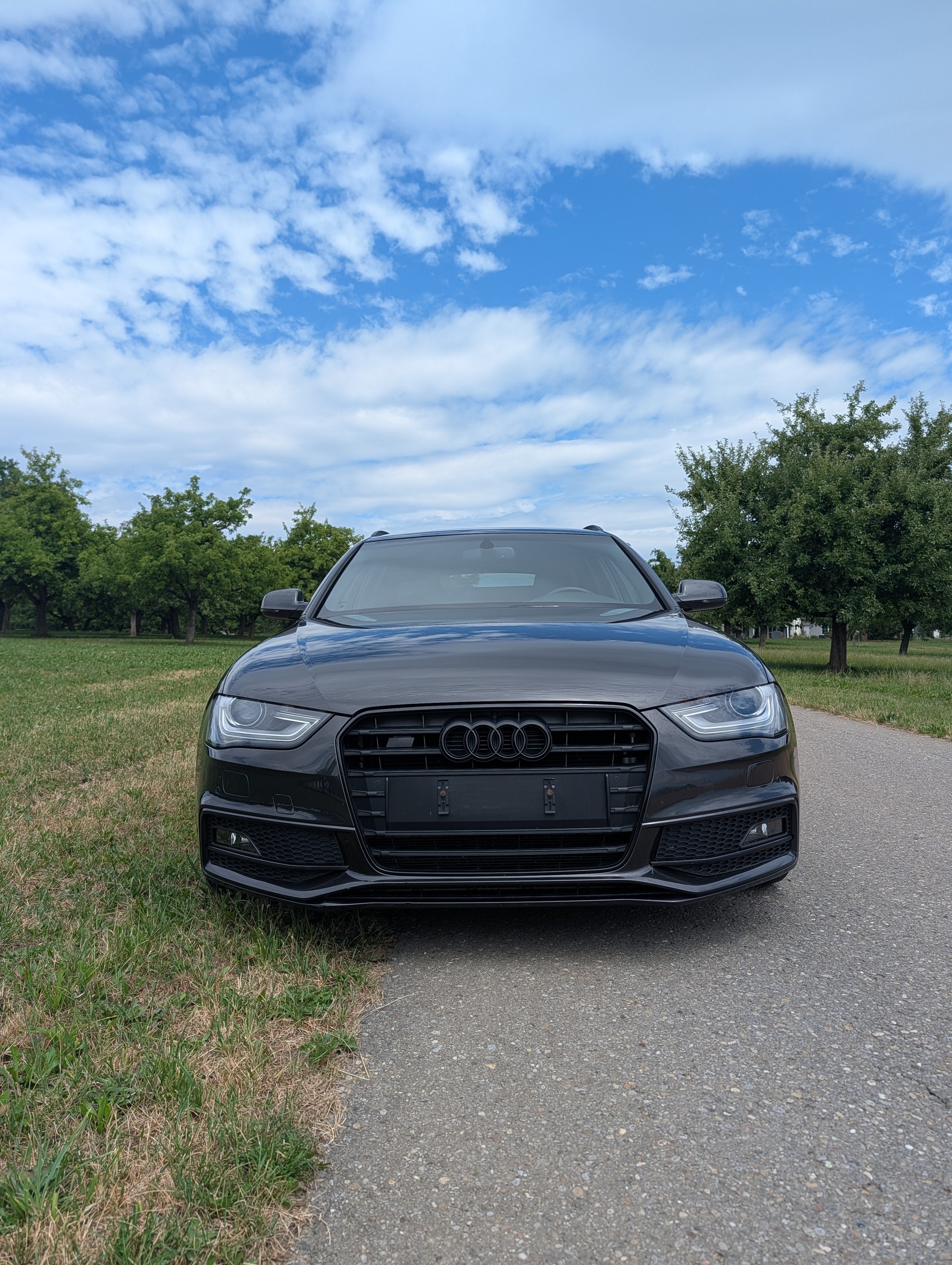 AUDI S4 Avant 3.0 TFSI quattro S-tronic-image-1