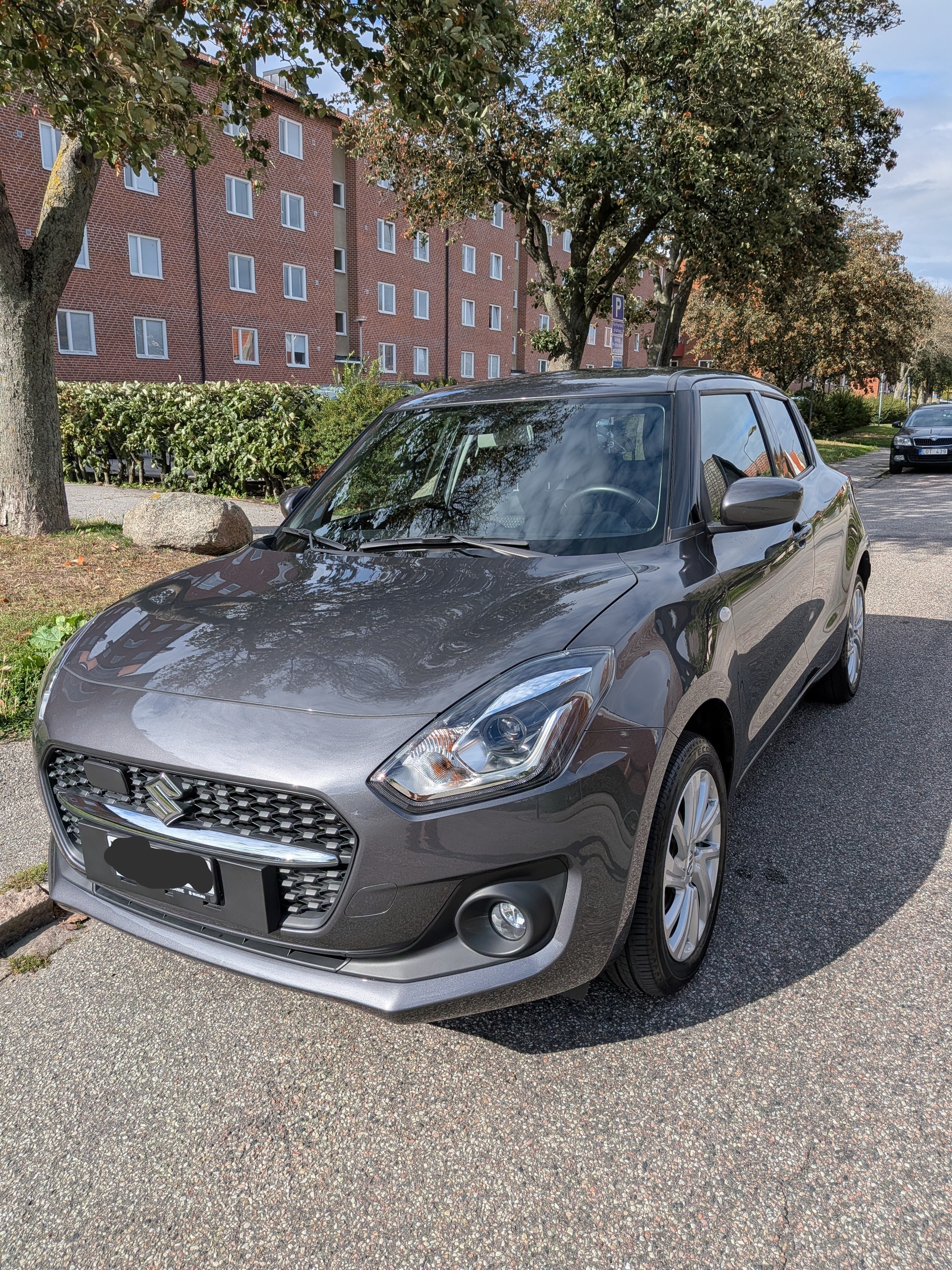 SUZUKI 1.2 Compact+ Hybrid 4x4 AllGrip-image-0