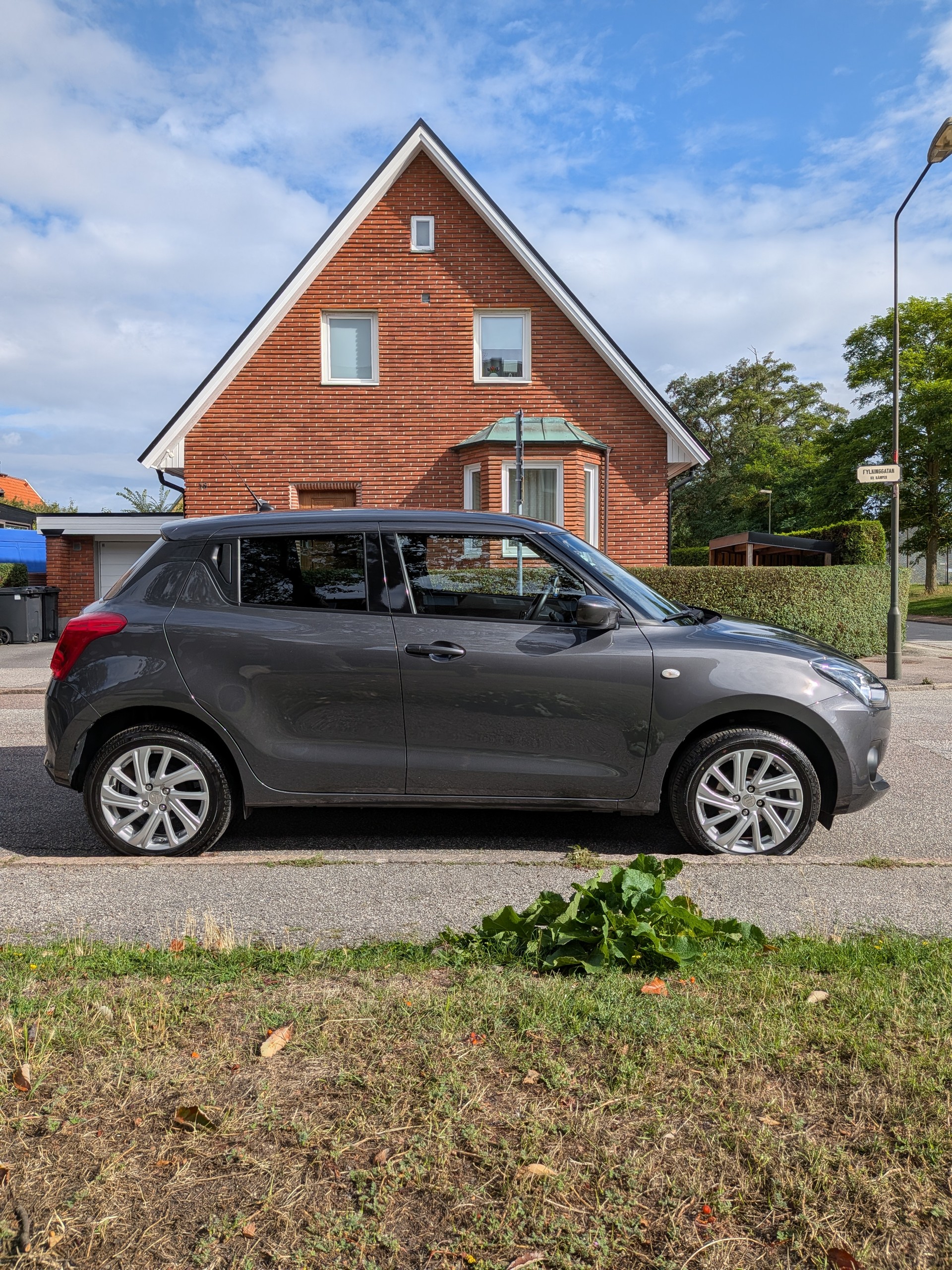SUZUKI 1.2 Compact+ Hybrid 4x4 AllGrip-image-3