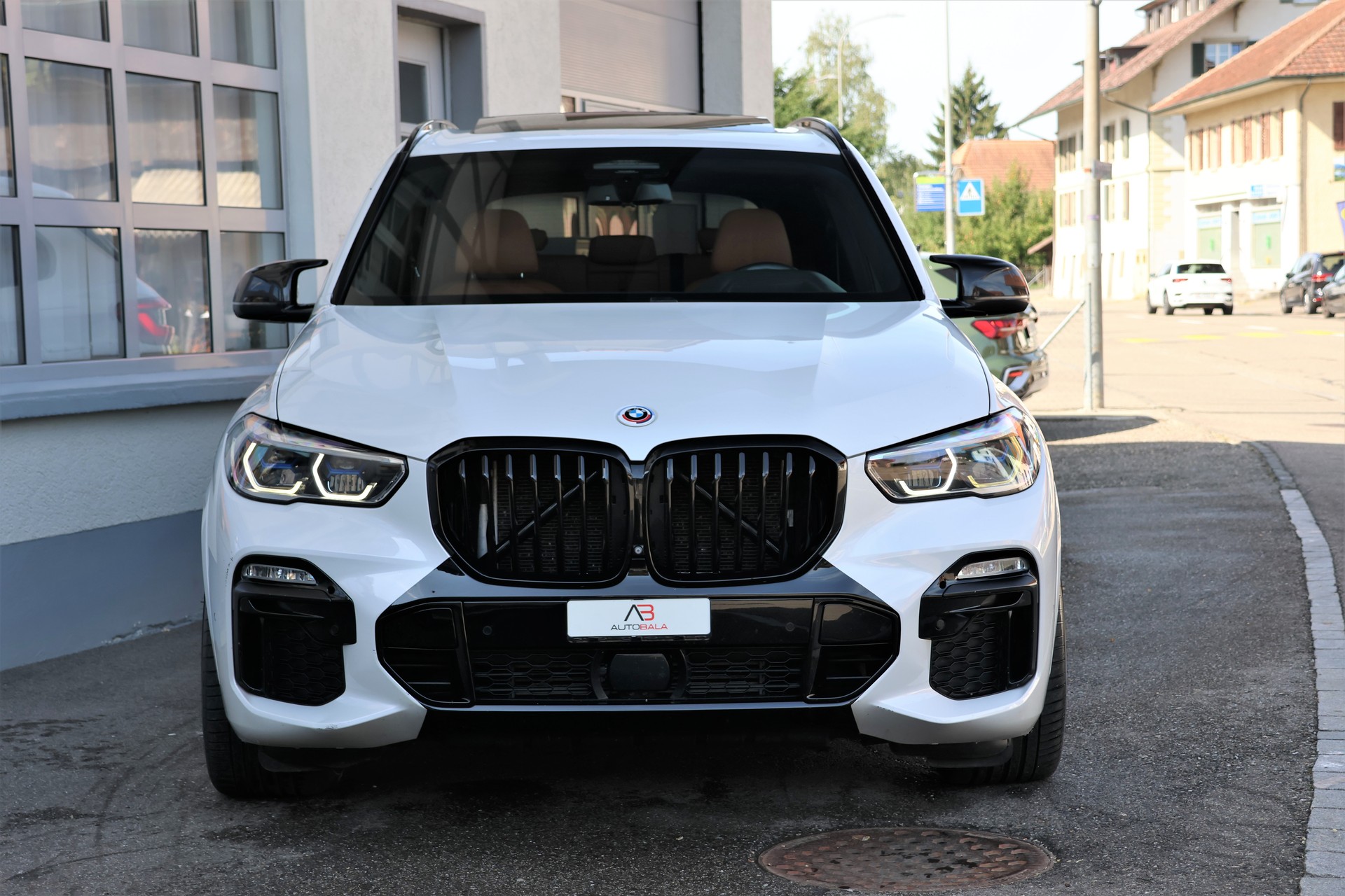 BMW X5 xDrive 30d Steptronic M-Sport (CH) + 2.7T AHK-showroom-element-1