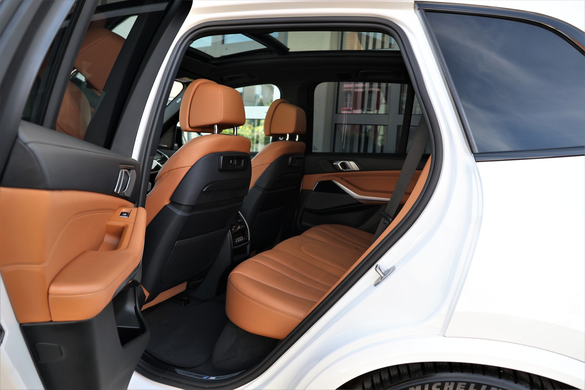 BMW X5 xDrive 30d Steptronic M-Sport (CH) + 2.7T AHK-image-12