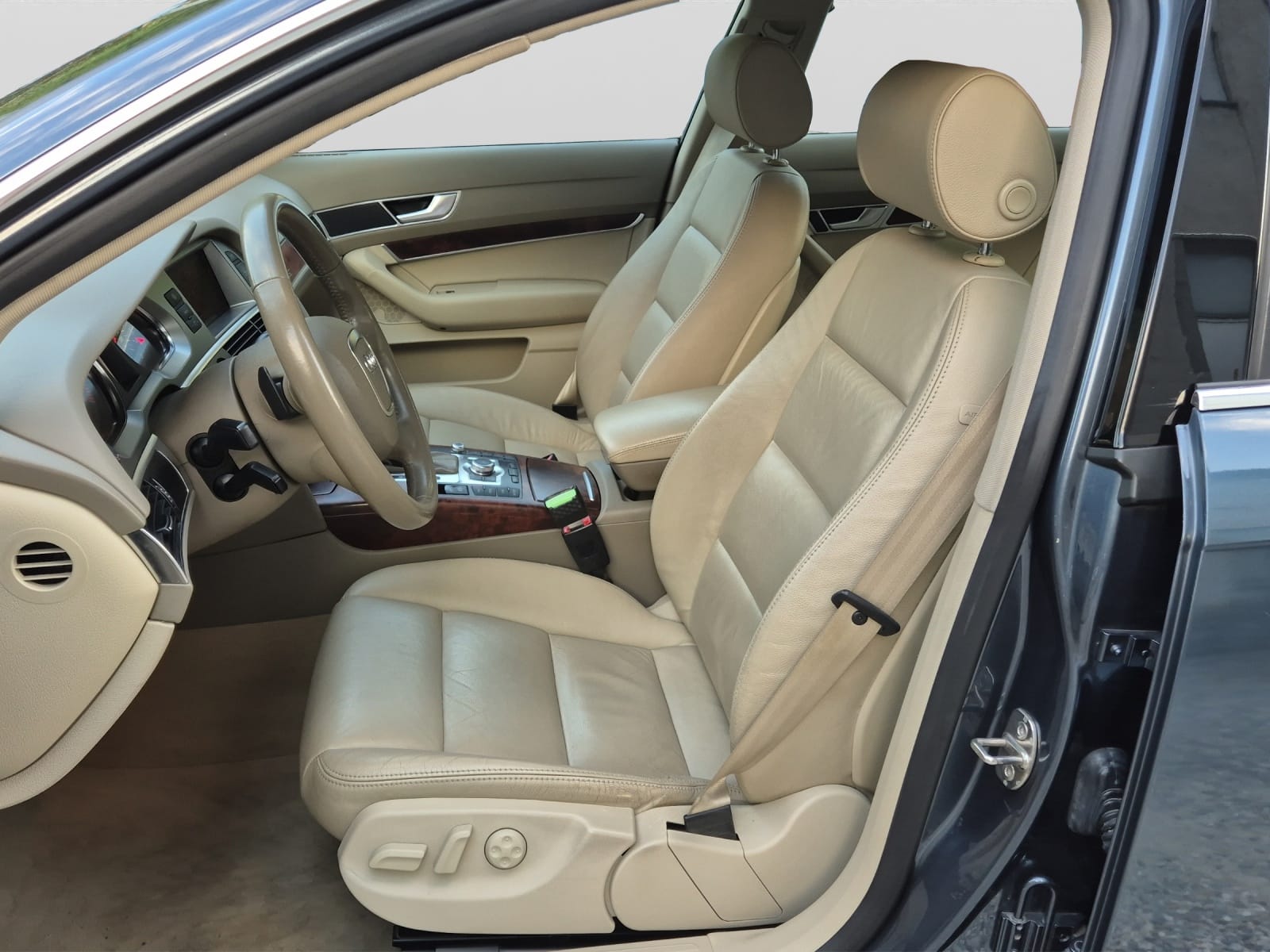 AUDI A6 Limousine 2.7 V6 TDI quattro tiptronic-image-13