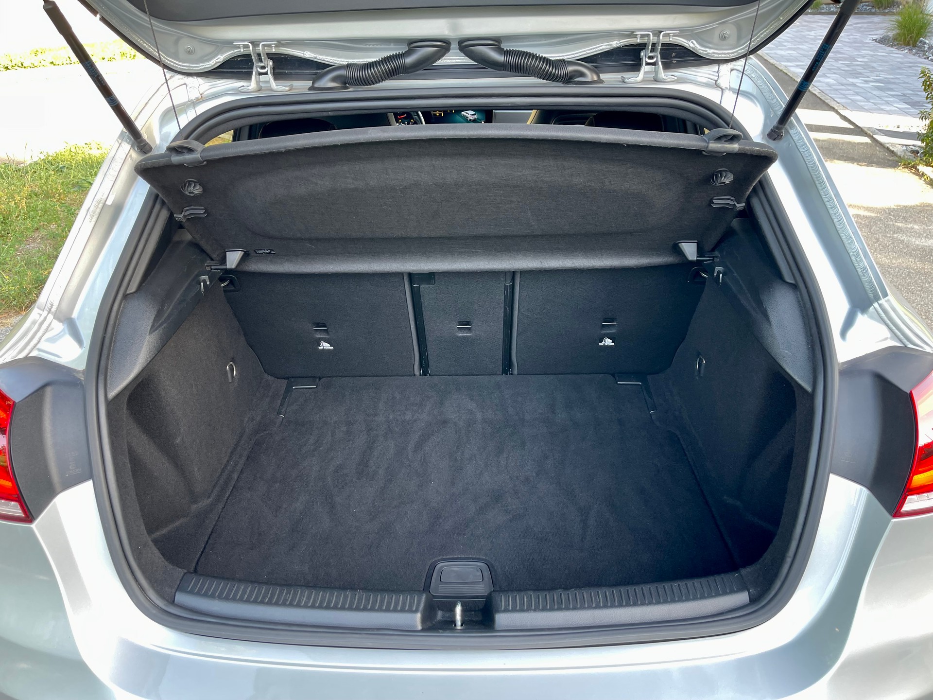 MERCEDES-BENZ A 200 AMG Line-image-7