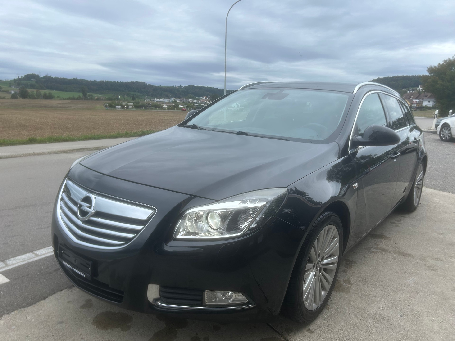 OPEL Insignia Sports Tourer 1.6 Turbo Sport-image-0