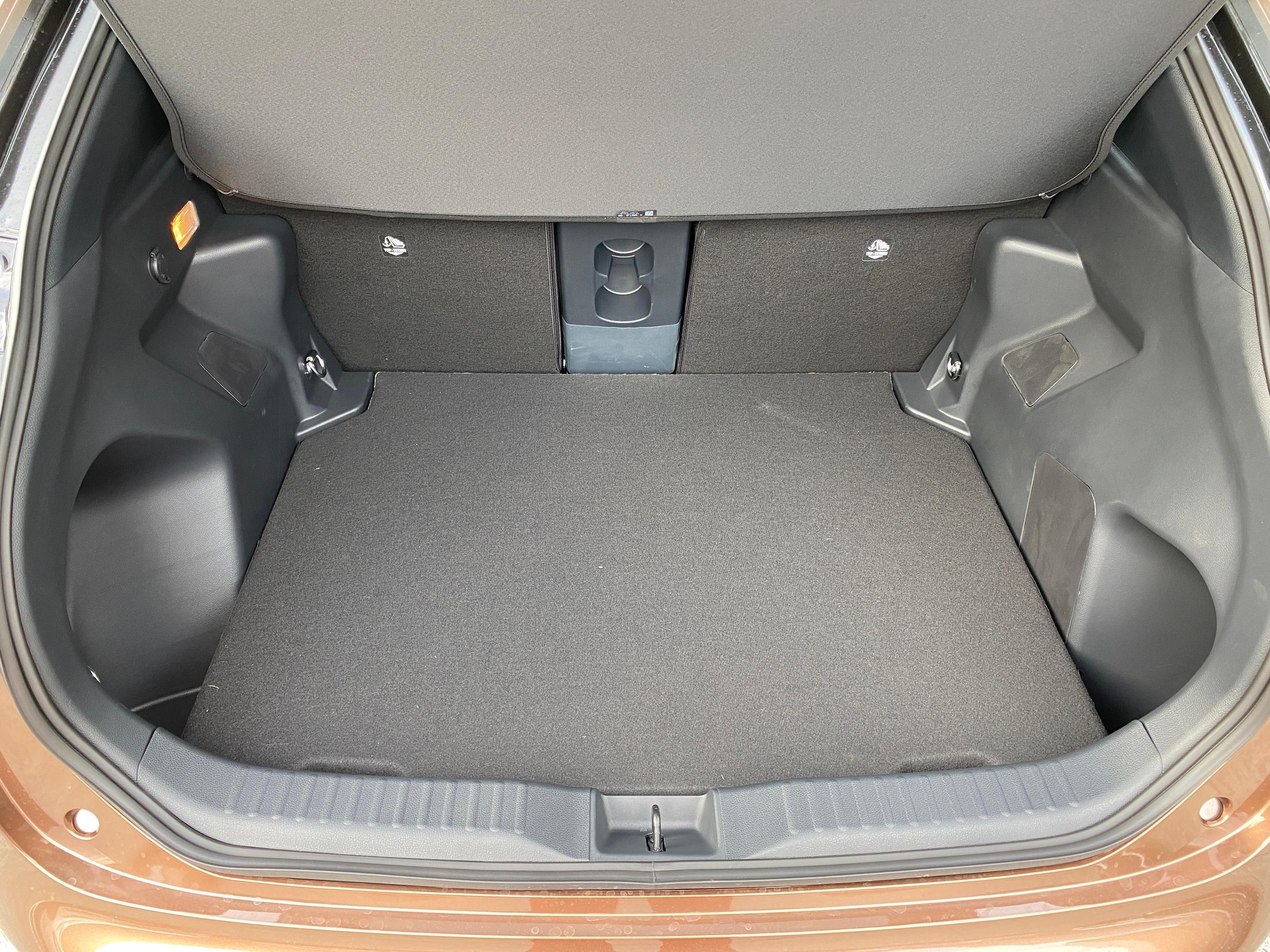 TOYOTA Yaris Cross 1.5 VVT-i HSD Premium AWD-i-image-7