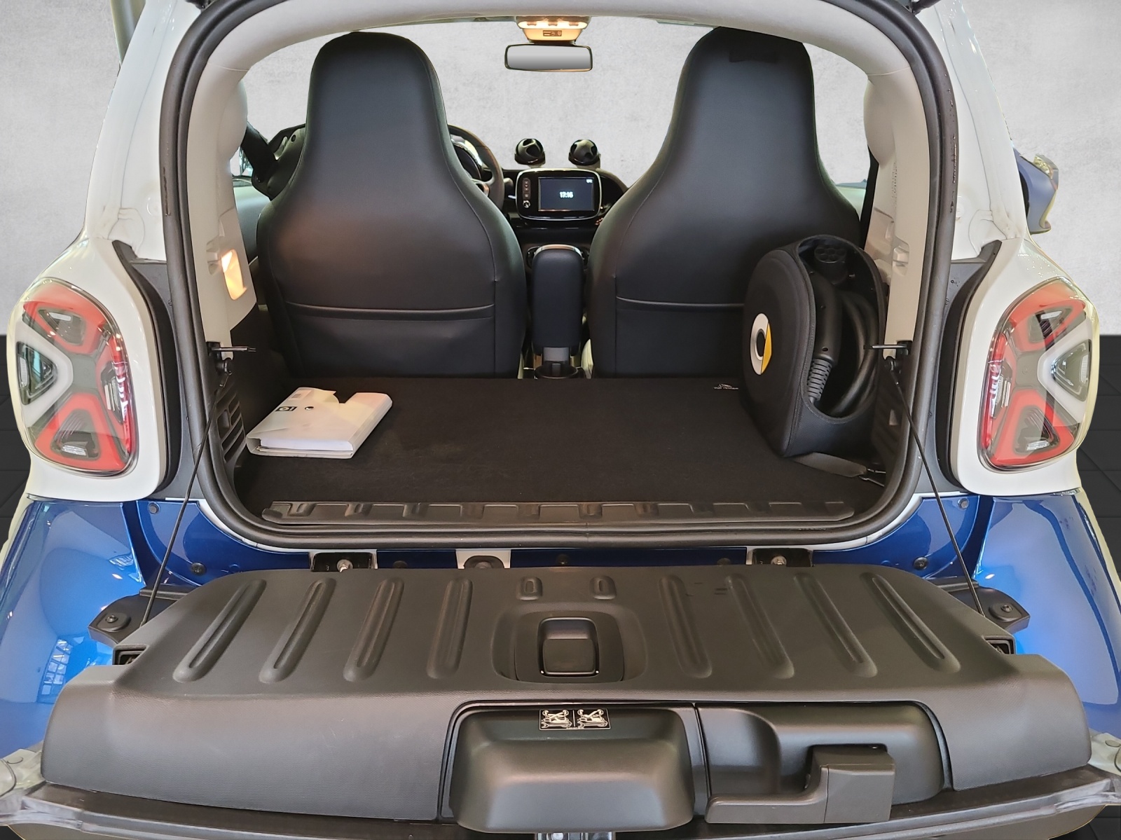 SMART Fortwo Coupé EQ Prime Coupé-image-3