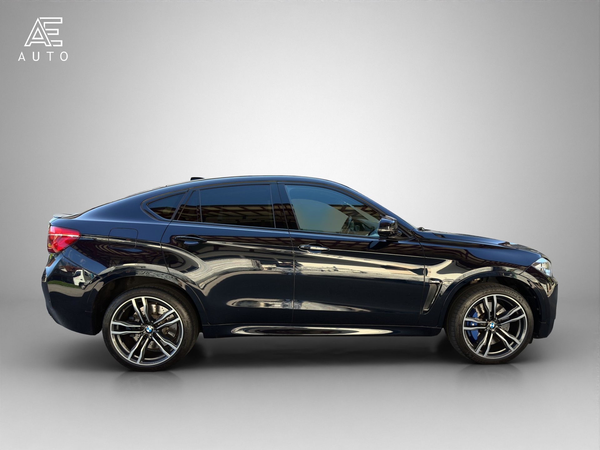 BMW X6M Steptronic-image-6