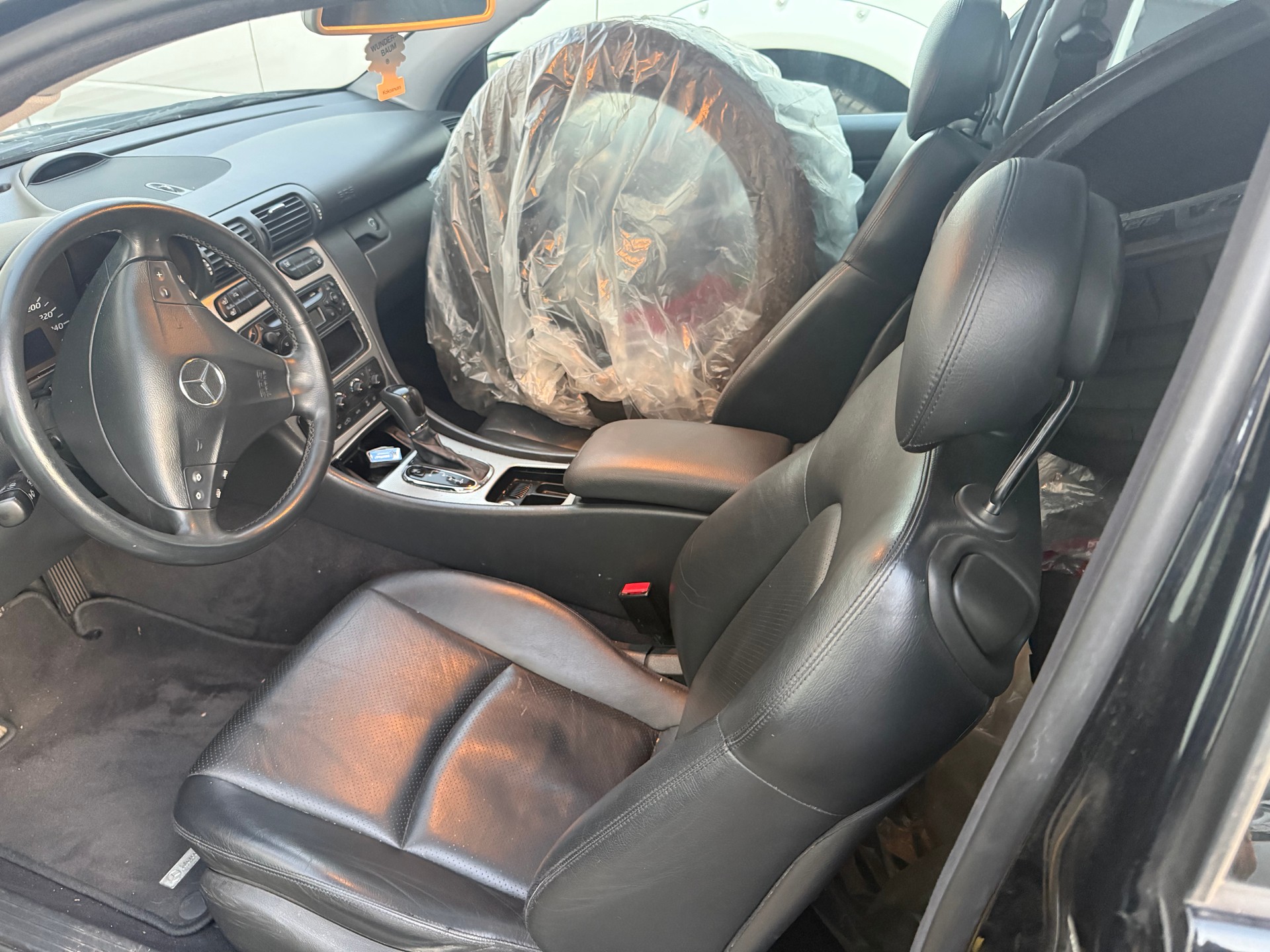 MERCEDES-BENZ C 230-image-5
