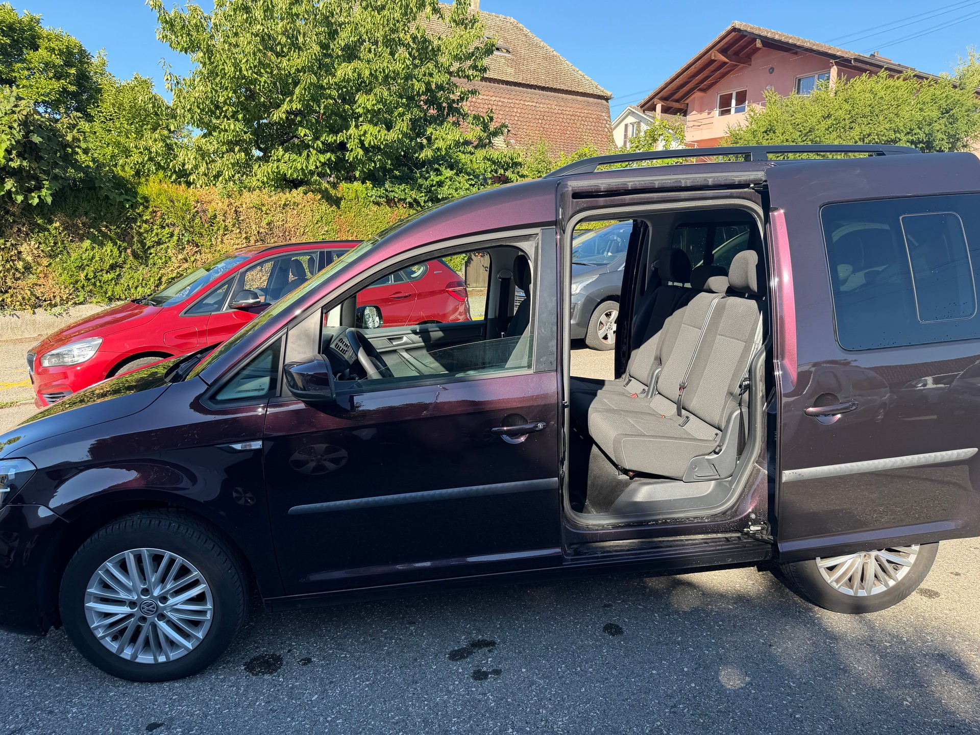 VW Caddy 1.2 TSI BlueMotion Technology-image-5