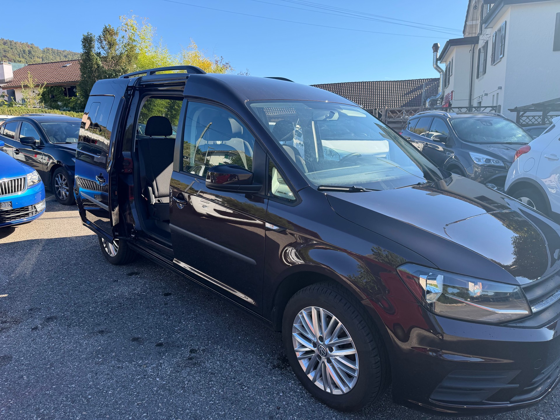 VW Caddy 1.2 TSI BlueMotion Technology-image-7
