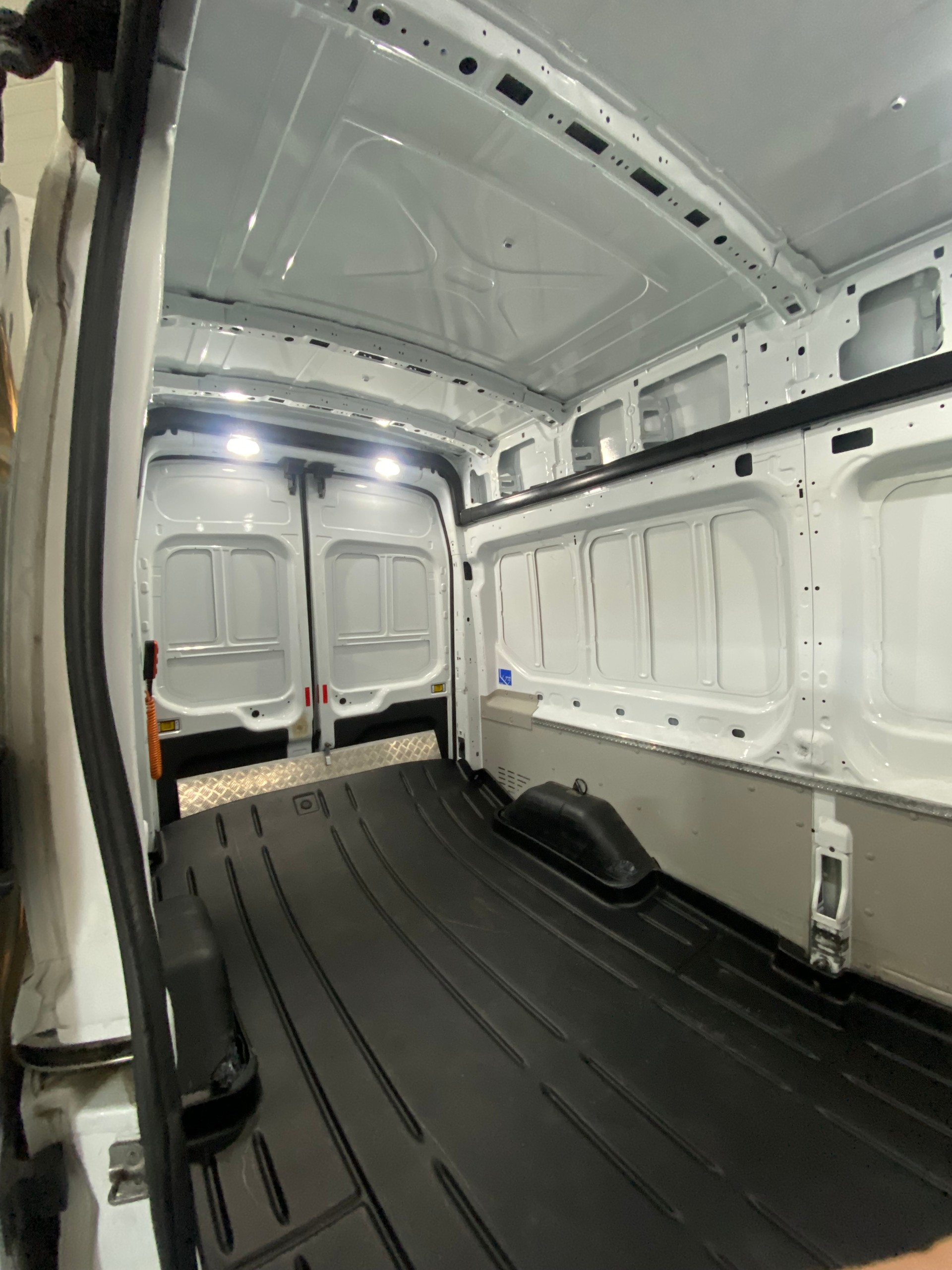 FORD 350 L3-image-7