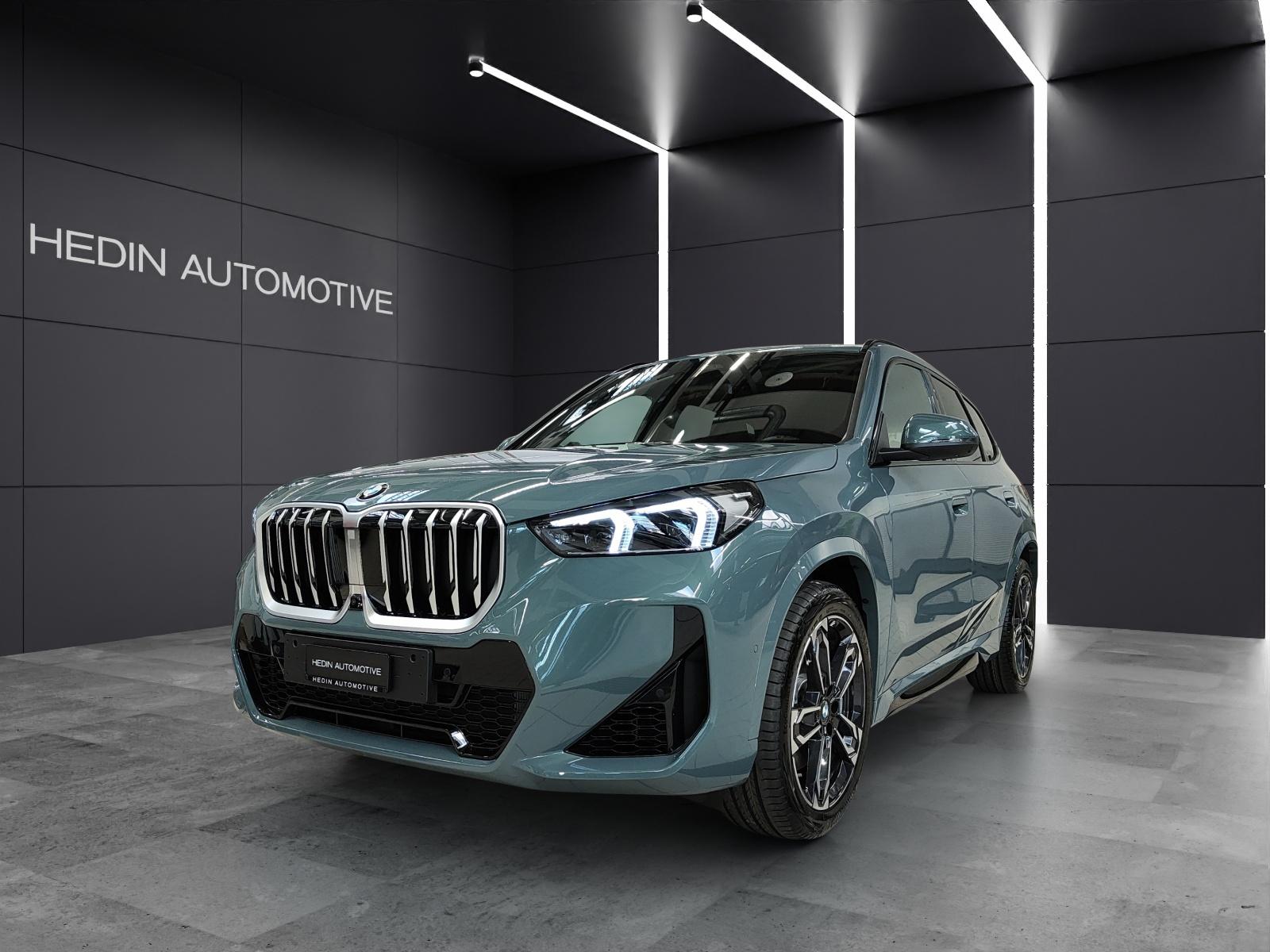 BMW X1 U11 23i xDrive paddles-image-0