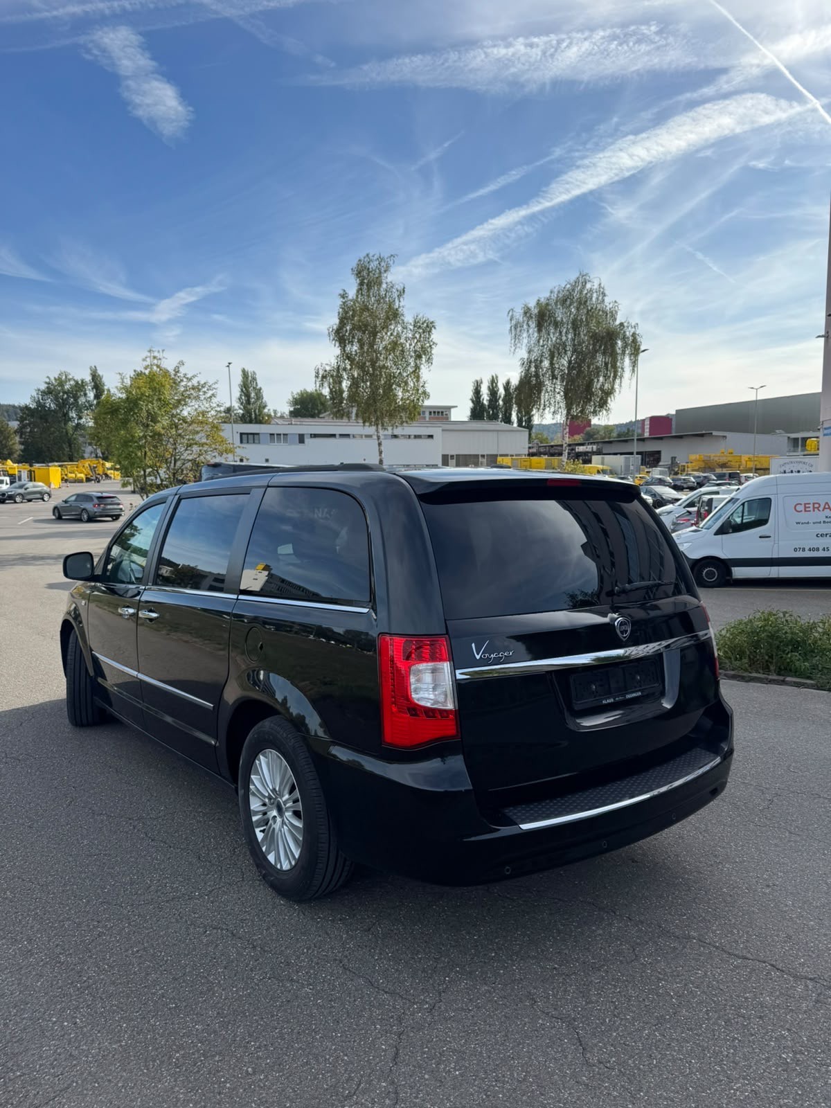 LANCIA Voyager 3.6 V6 Platinum Automatic 7 Platz-image-1