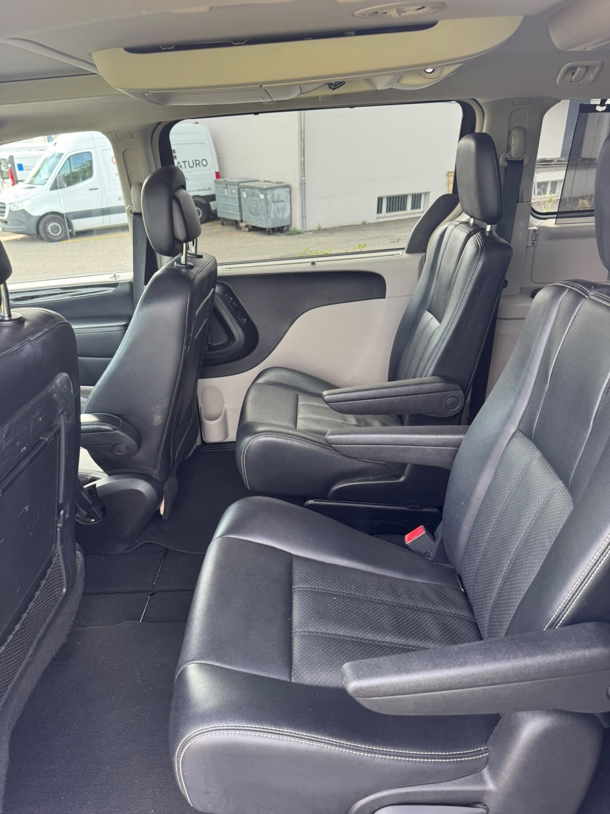 LANCIA Voyager 3.6 V6 Platinum Automatic 7 Platz-image-10