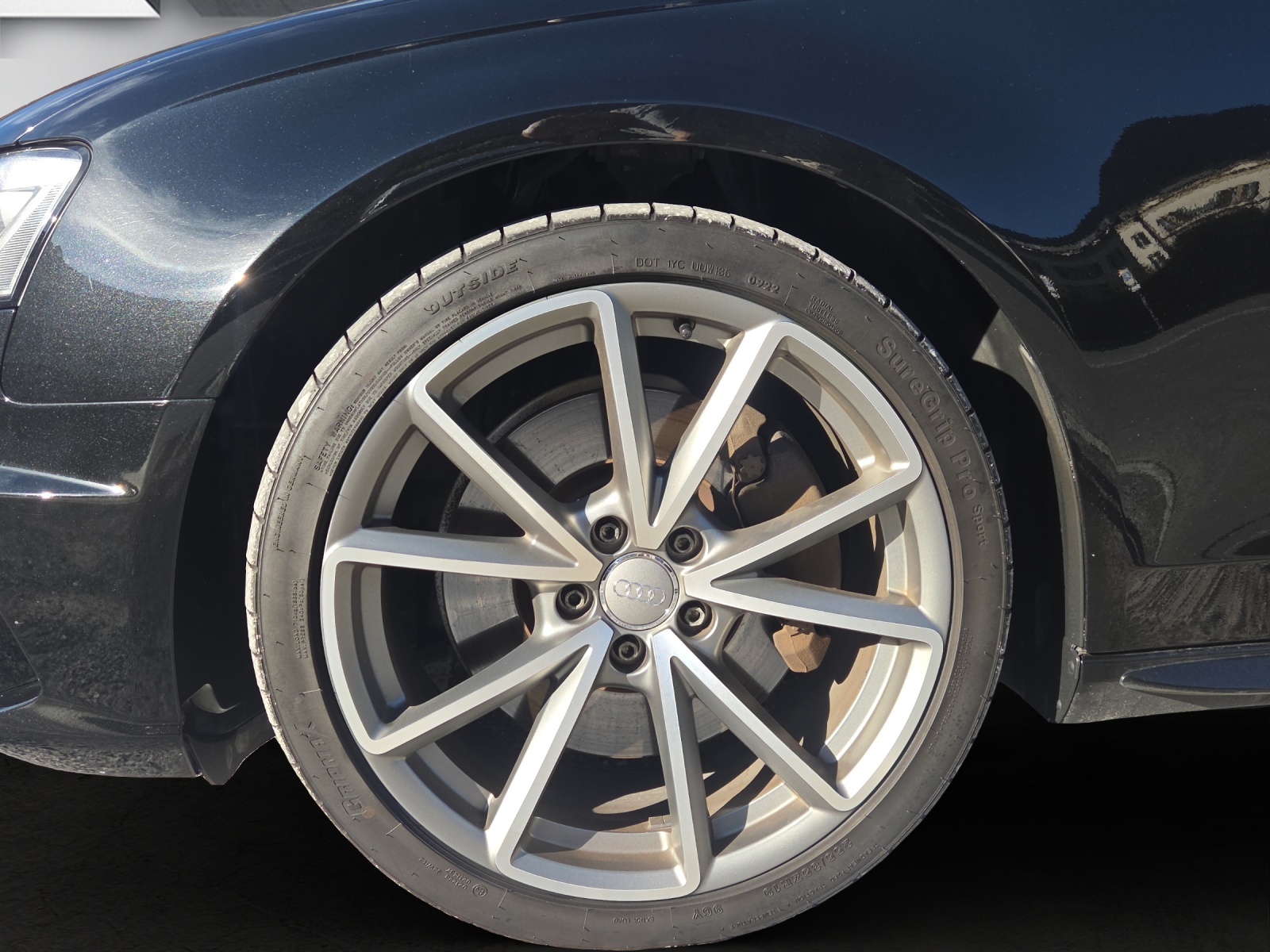 AUDI A4 Avant 3.0 TDI clean diesel quattro s-tronic-image-8