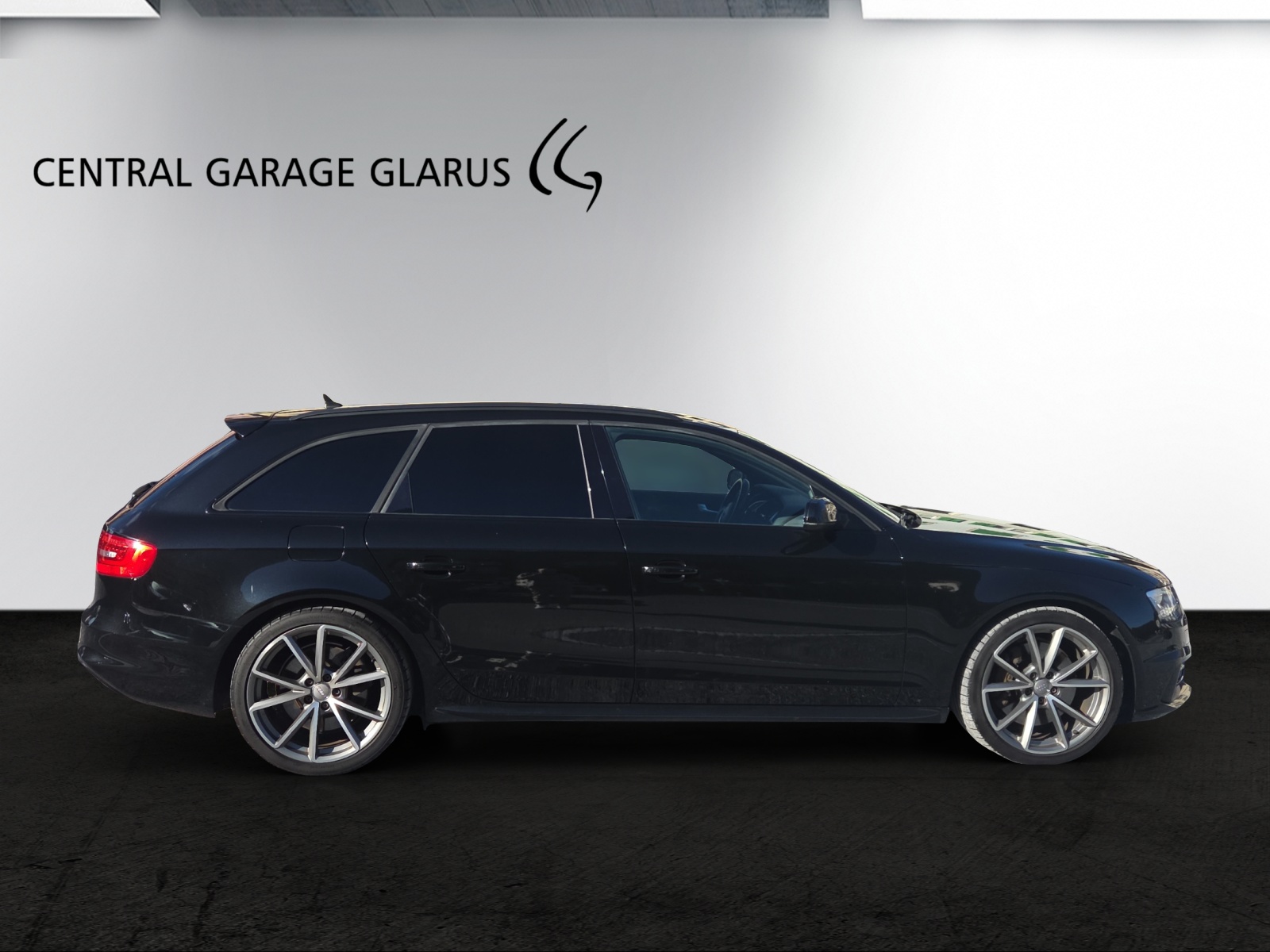 AUDI A4 Avant 3.0 TDI clean diesel quattro s-tronic-image-4