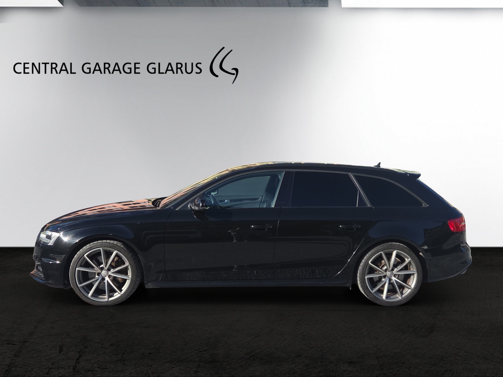 AUDI A4 Avant 3.0 TDI clean diesel quattro s-tronic-image-3