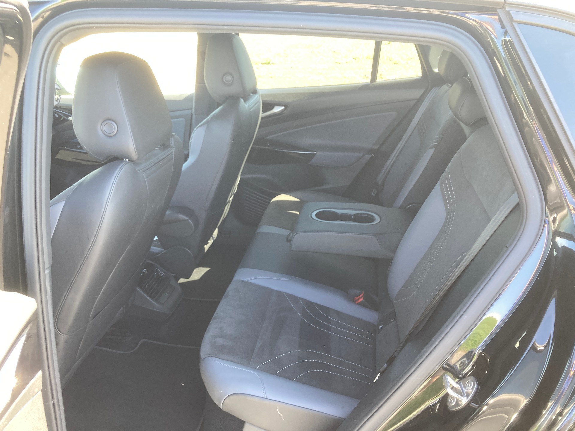 VW ID.4 Pro 77 kWh 4Motion-image-7