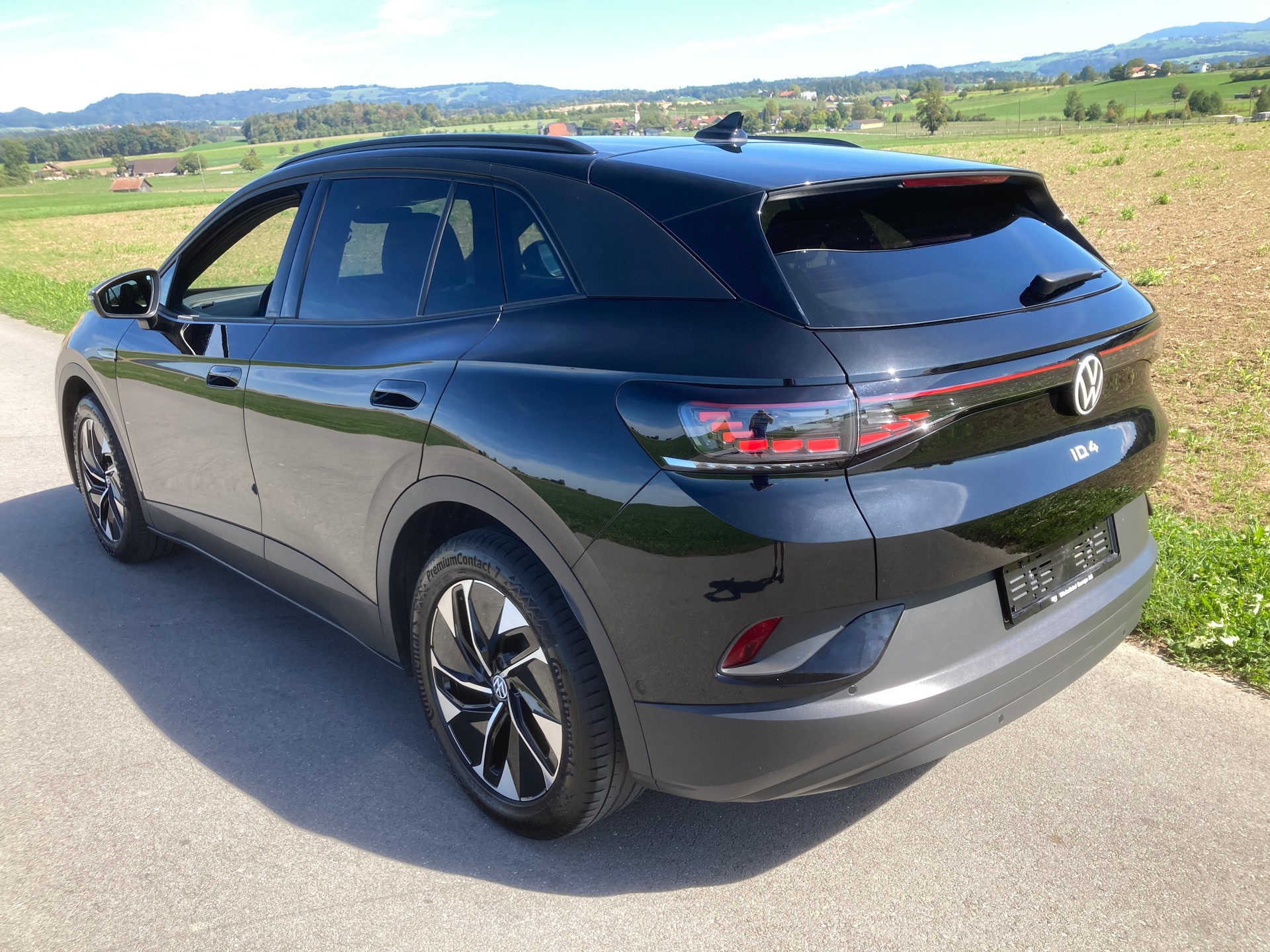 VW ID.4 Pro 77 kWh 4Motion-image-3