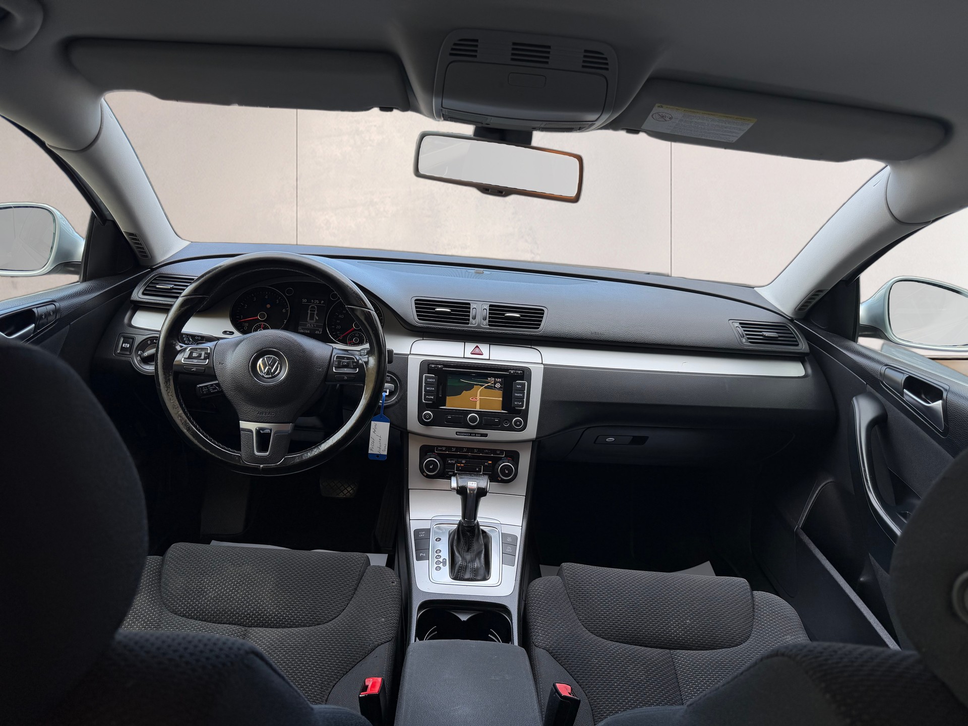 VW Passat Variant 1.4 TSI BlueMotion Trendline DSG-image-12