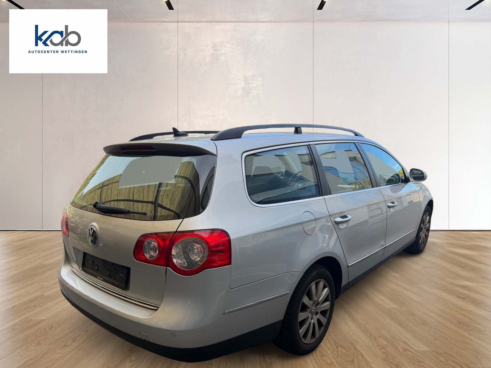 VW Passat Variant 1.4 TSI BlueMotion Trendline DSG-image-8