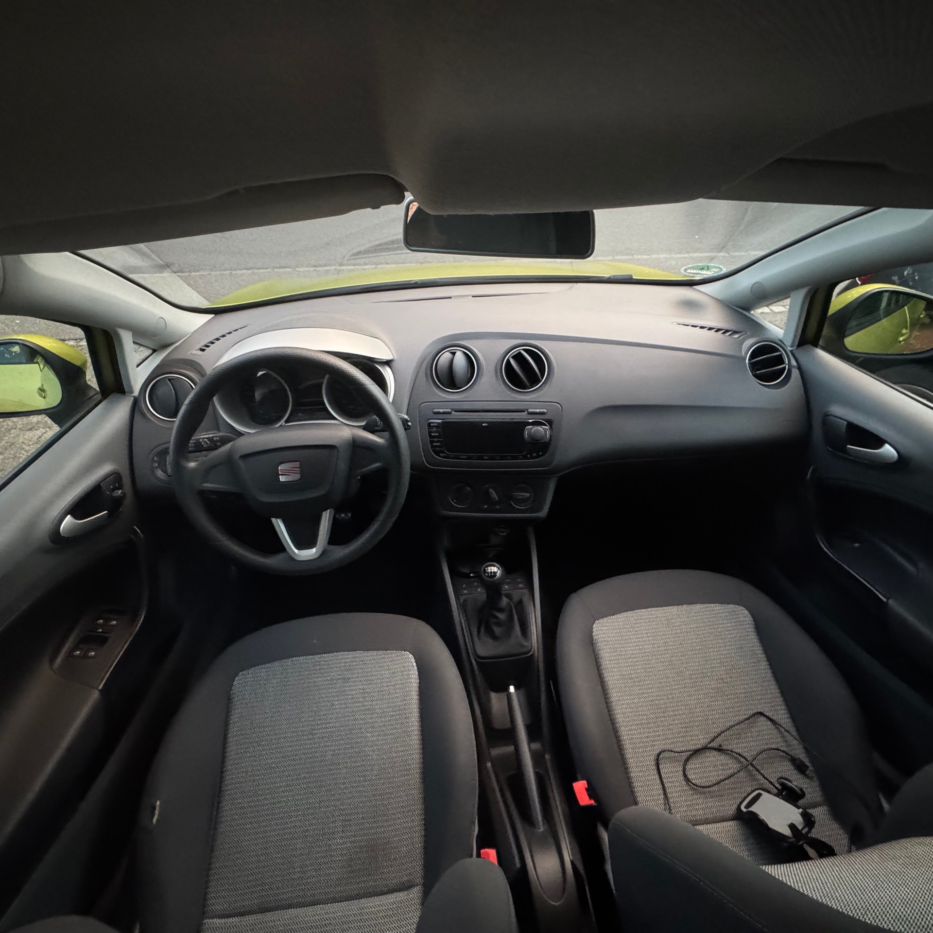 SEAT IBIZA-image-4