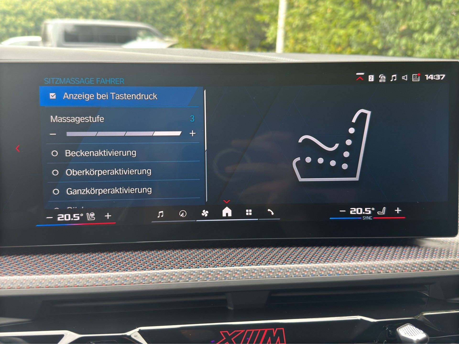 BMW XM xDrive PHEV Label (CH) INDIVIDUAL M Driver's Package-image-21