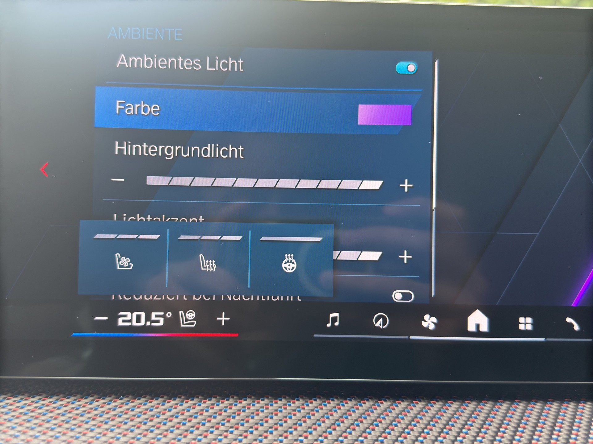 BMW XM xDrive PHEV Label (CH) INDIVIDUAL M Driver's Package-image-22