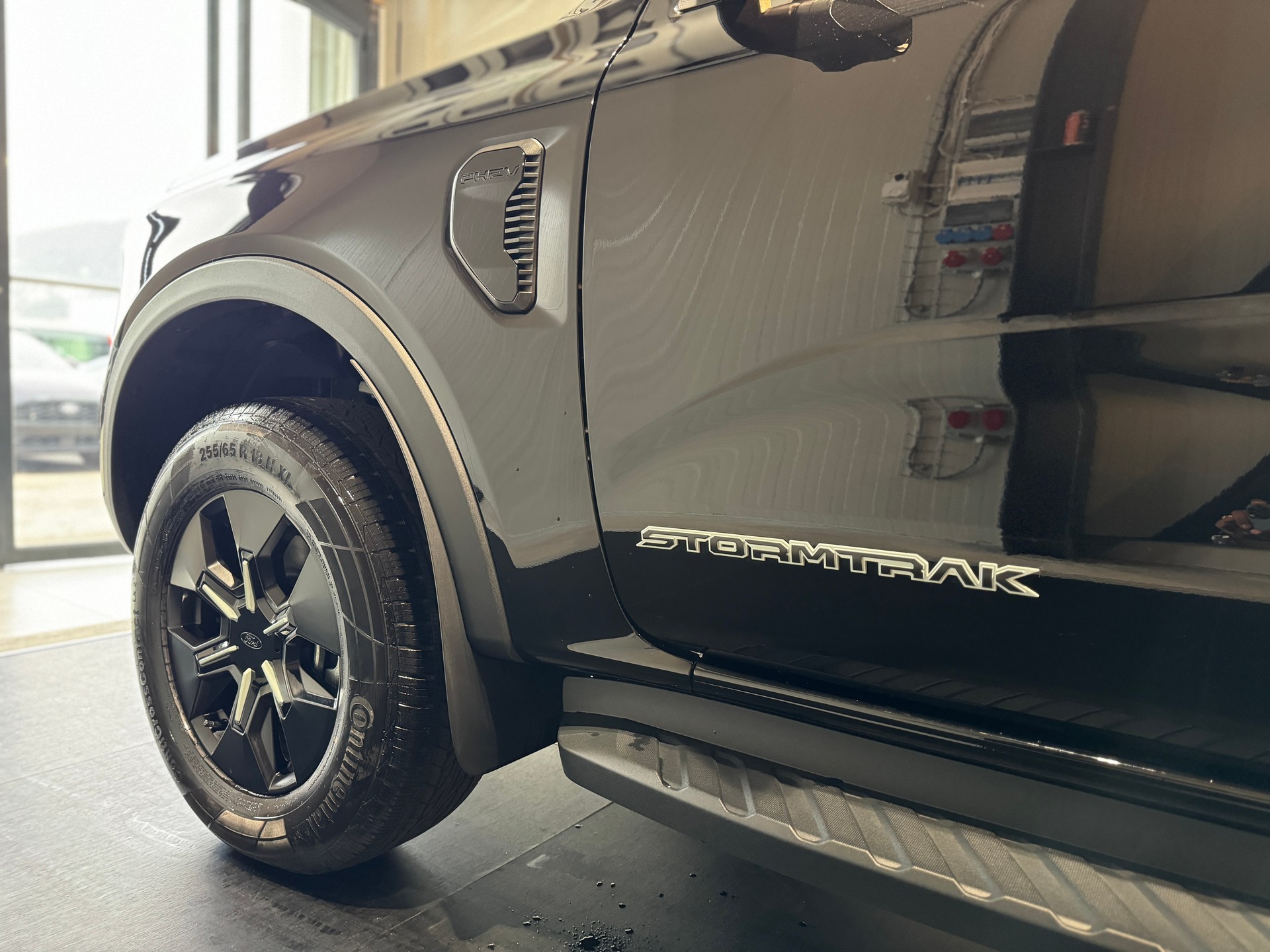 FORD Ranger Stormtrak 2.3 Eco Boost e-4WD 🚀 Automat FORD GARANTIE BIS 2031 - mit Power on Board! 699.- pro Monat ohne Anzahlung!-image-6