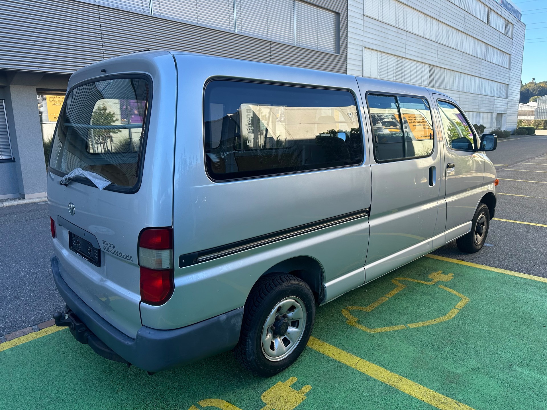 TOYOTA Hiace 2.7 Kombi 4x4 LWB-image-5