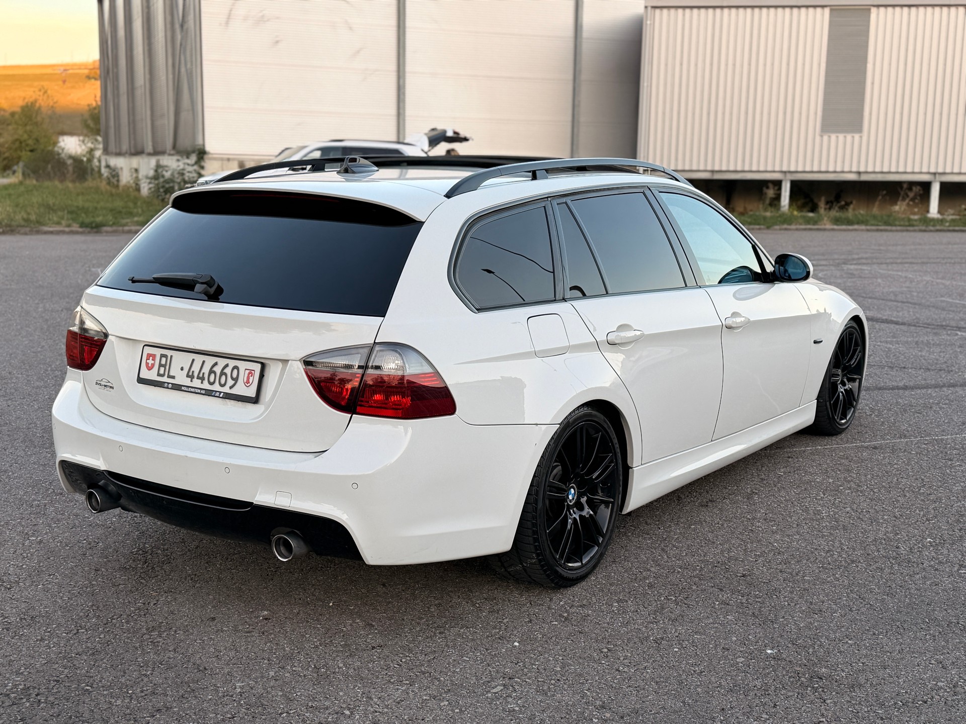 BMW 335d-image-2