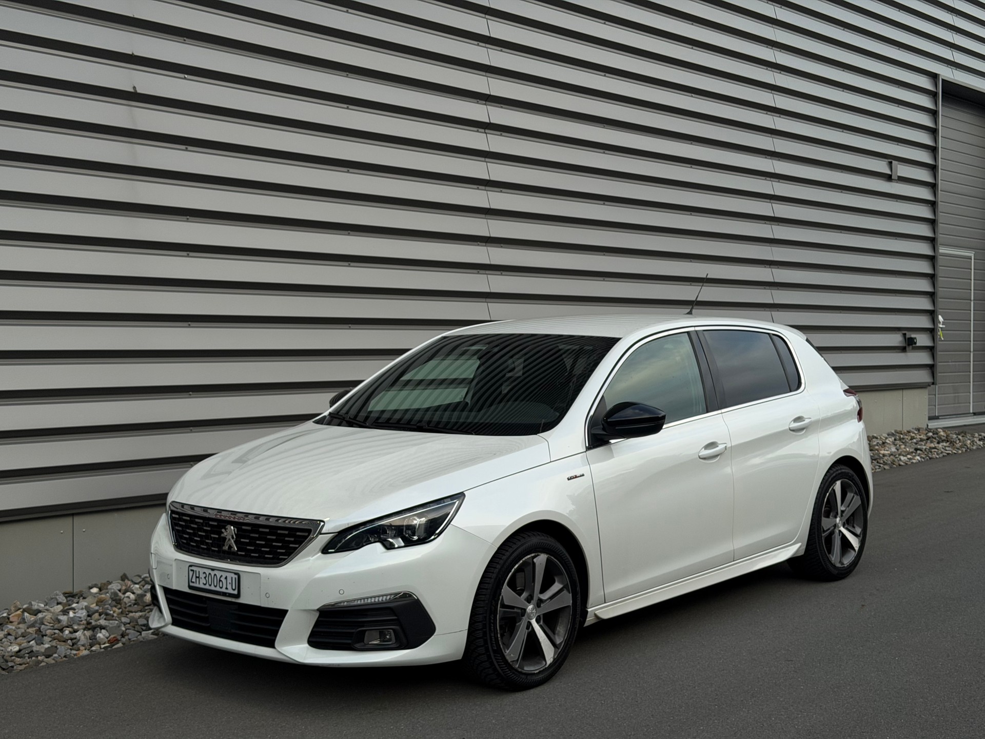 PEUGEOT 308 2.0 BlueHDI GT Line-image-6