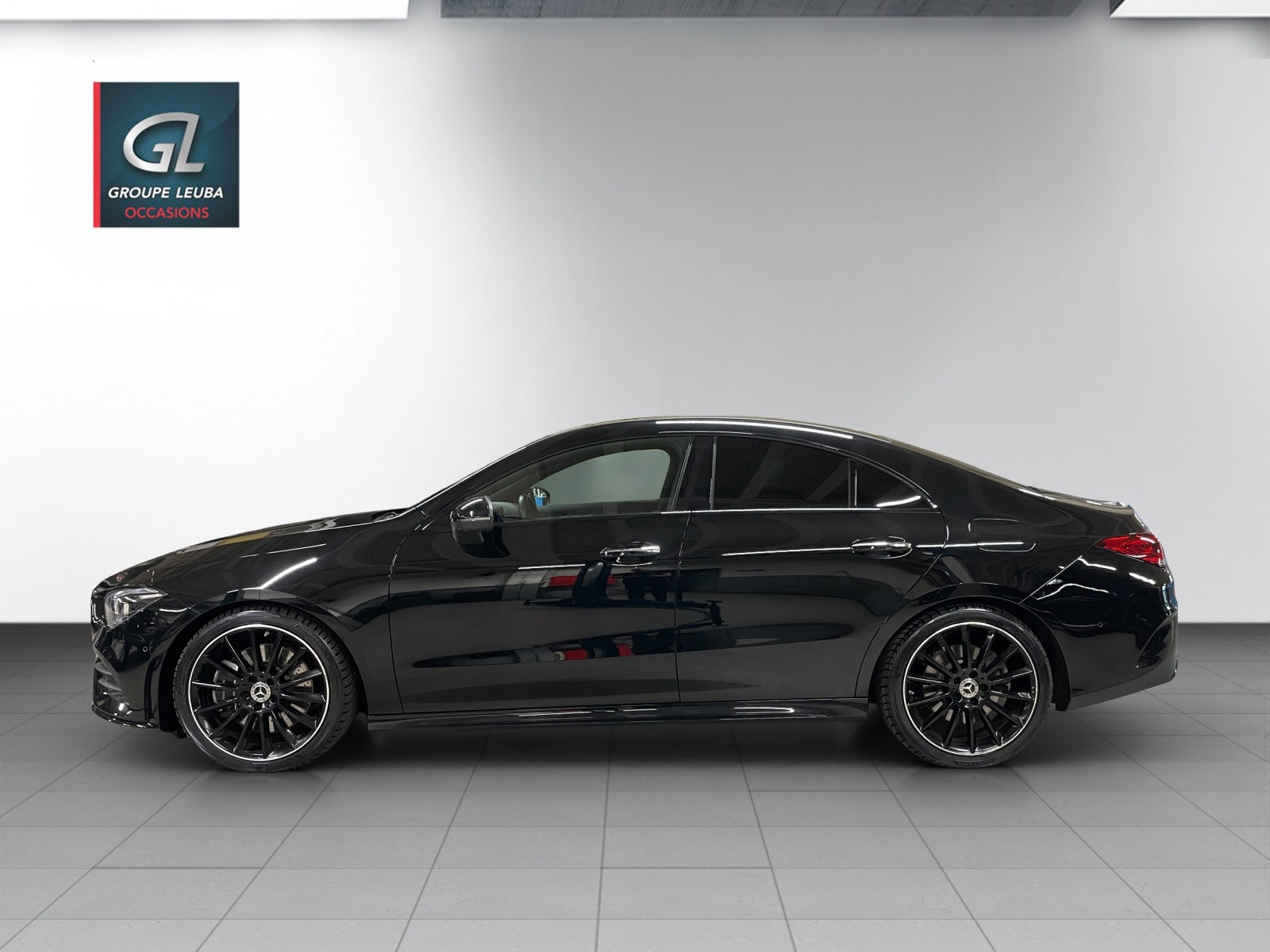 MERCEDES-BENZ CLA 250 4Matic Swiss Star 7G-DCT-showroom-element-2