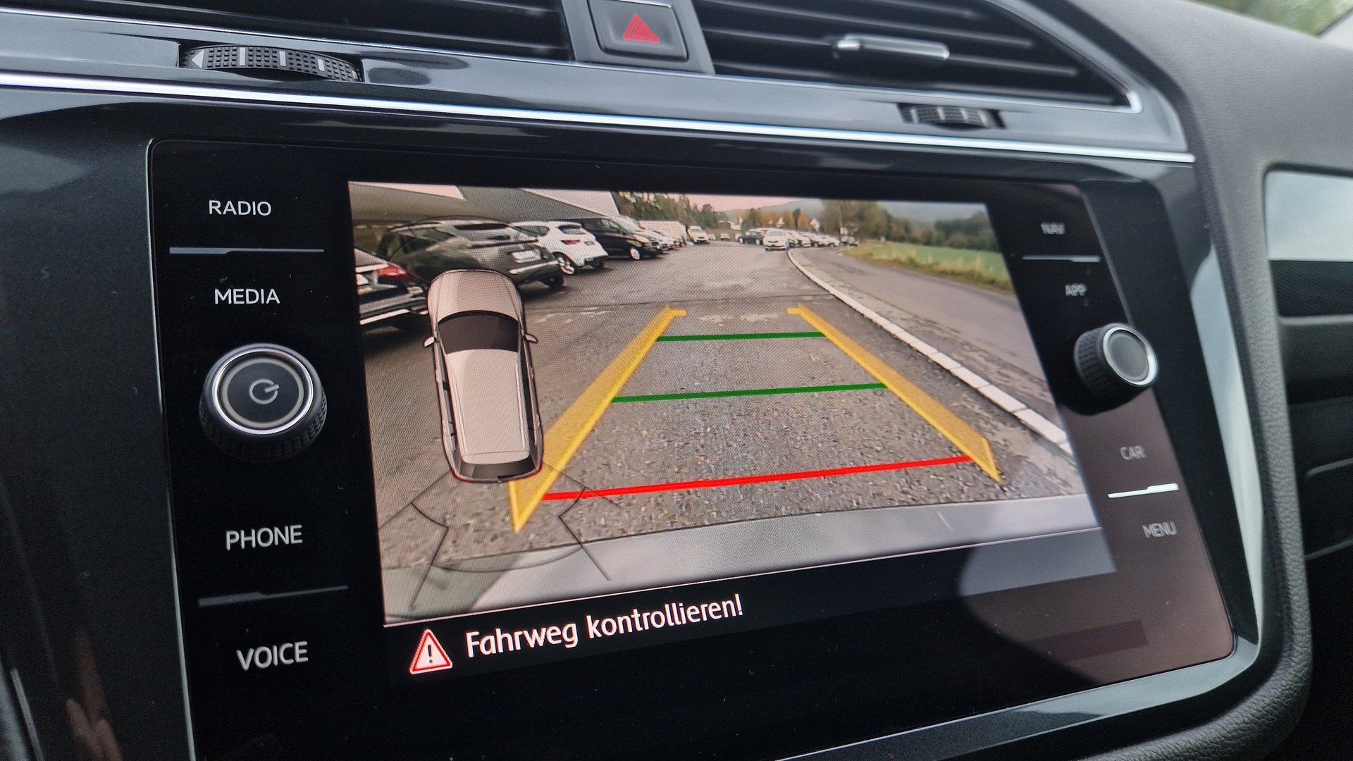 VW Tiguan Allspace 2.0TSI Highline 4Motion DSG-image-10