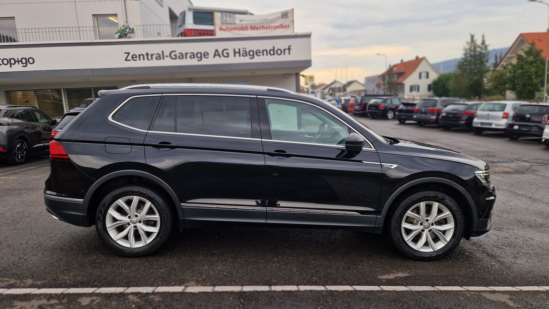 VW Tiguan Allspace 2.0TSI Highline 4Motion DSG-image-4