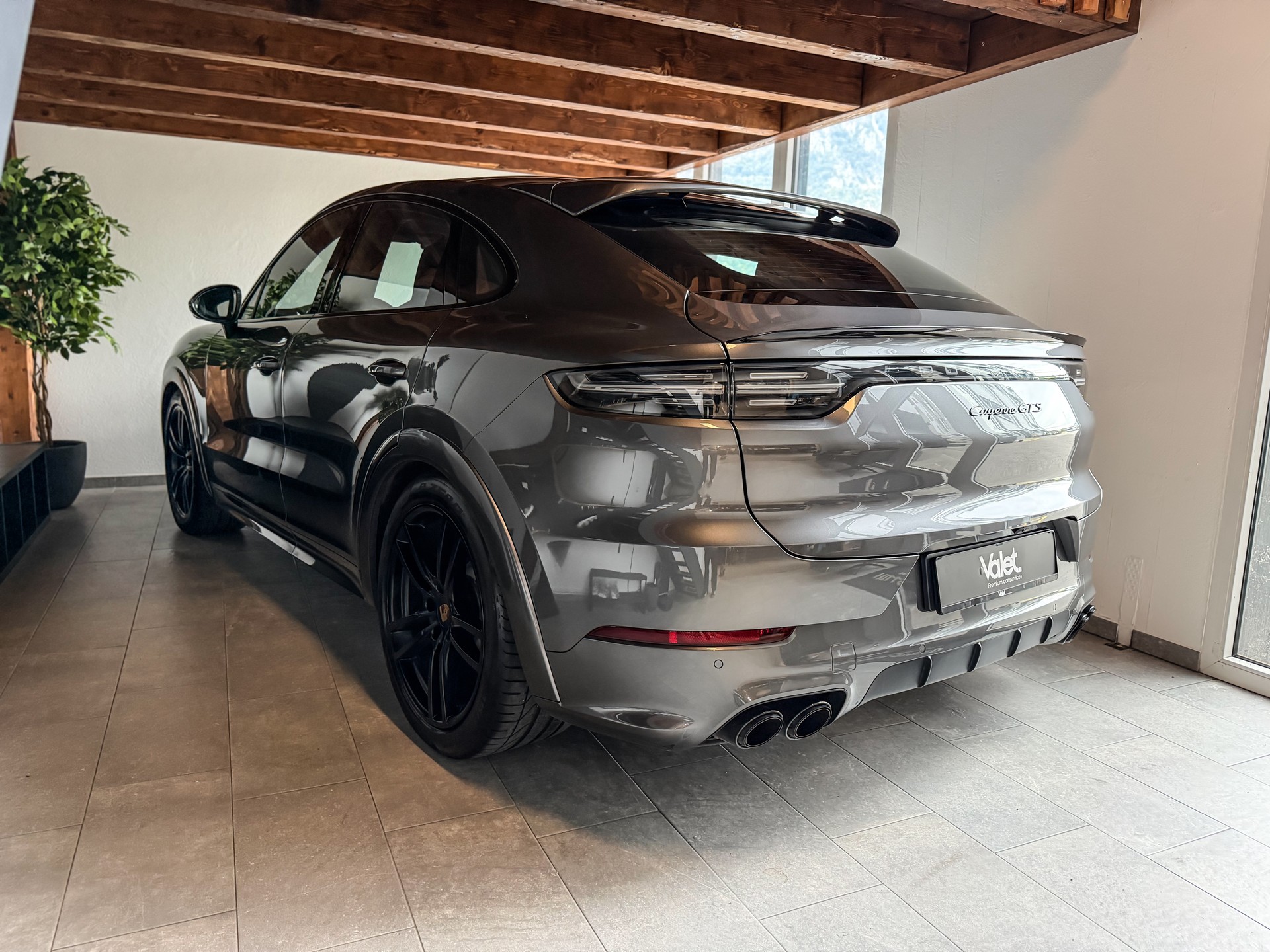 PORSCHE Cayenne GTS Coupé-image-6