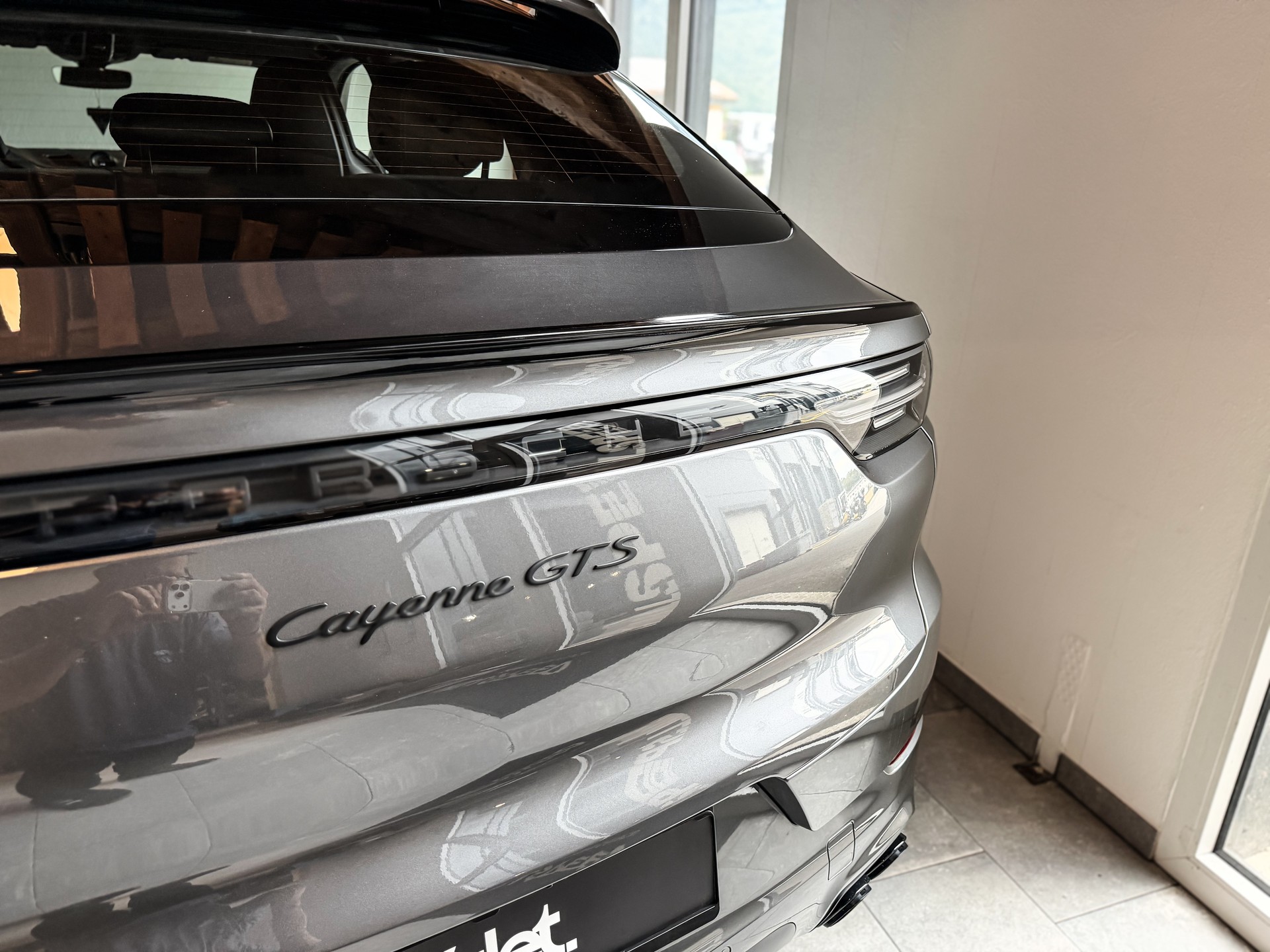 PORSCHE Cayenne GTS Coupé-image-7