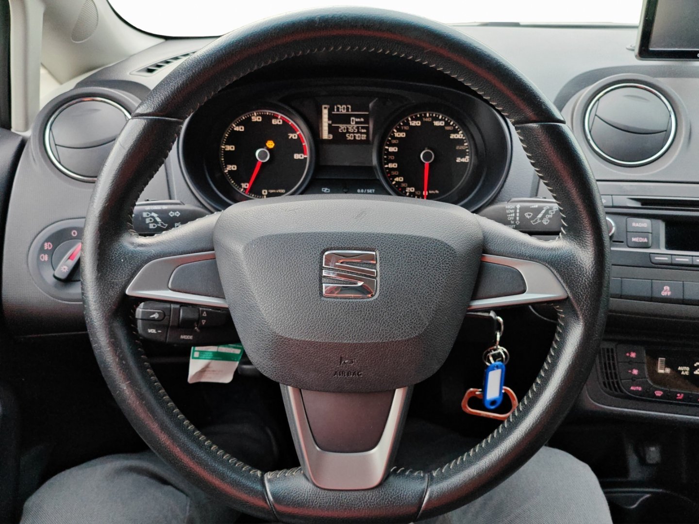 SEAT Ibiza 1.2 TSI Style Stopp-Start-image-10