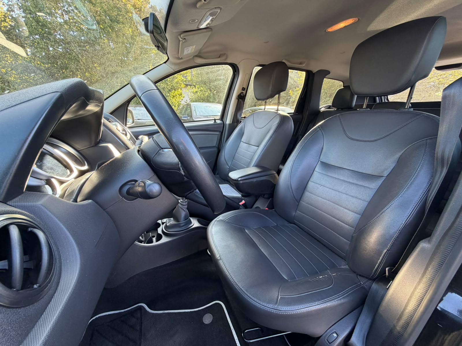 DACIA Duster 1.2 T Fischer man's Friend 4x4-image-10
