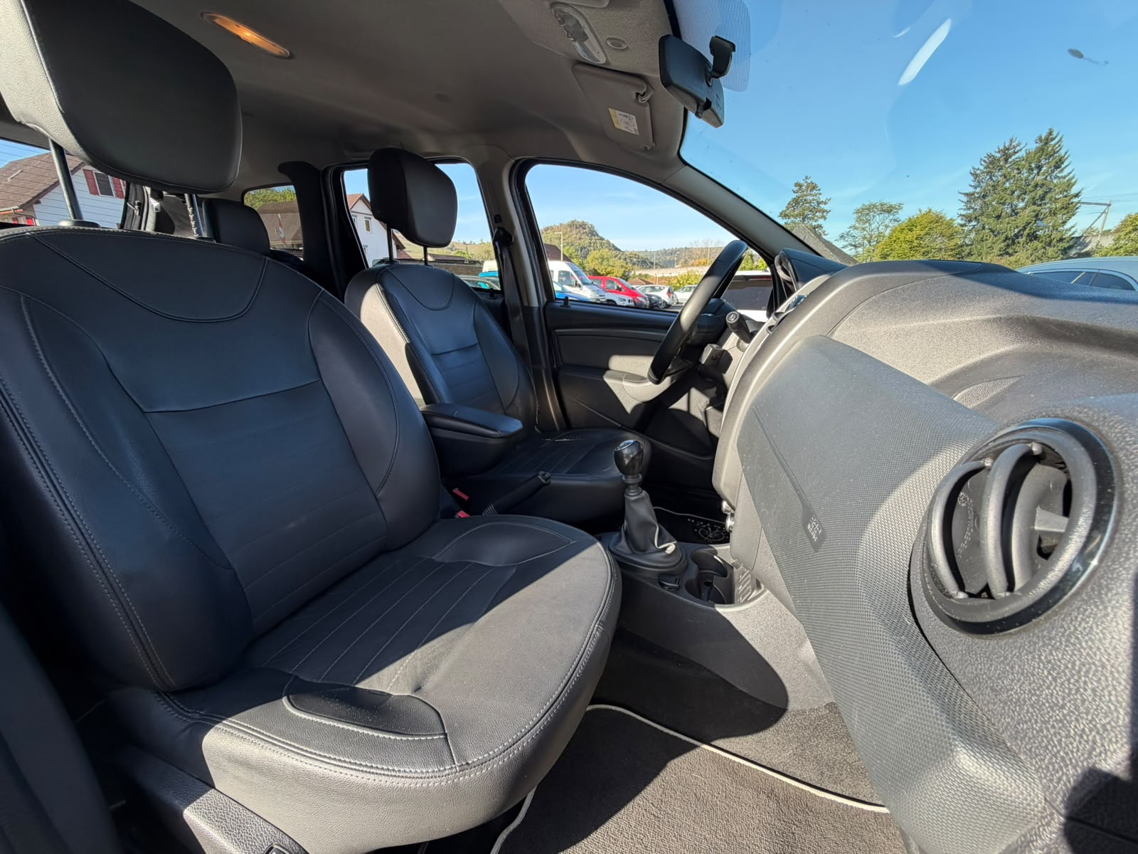 DACIA Duster 1.2 T Fischer man's Friend 4x4-image-16
